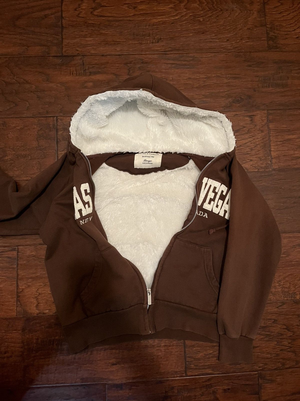 Vintage Las Vegas Brown and White fur hoodie Size S / US 4 / IT 40 - 2 Thumbnail