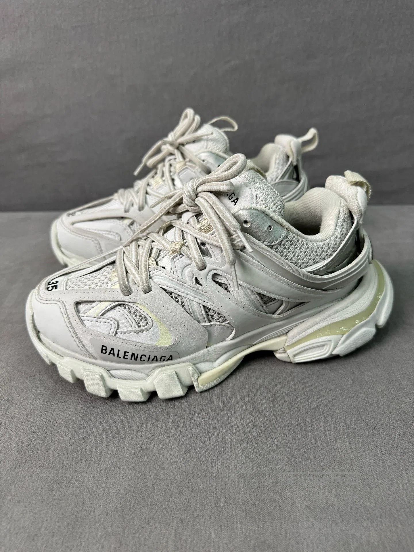 Balenciaga Balenciaga Track Sneakers Size 35 White. Size US 5 / IT 35 - 1 Thumbnail