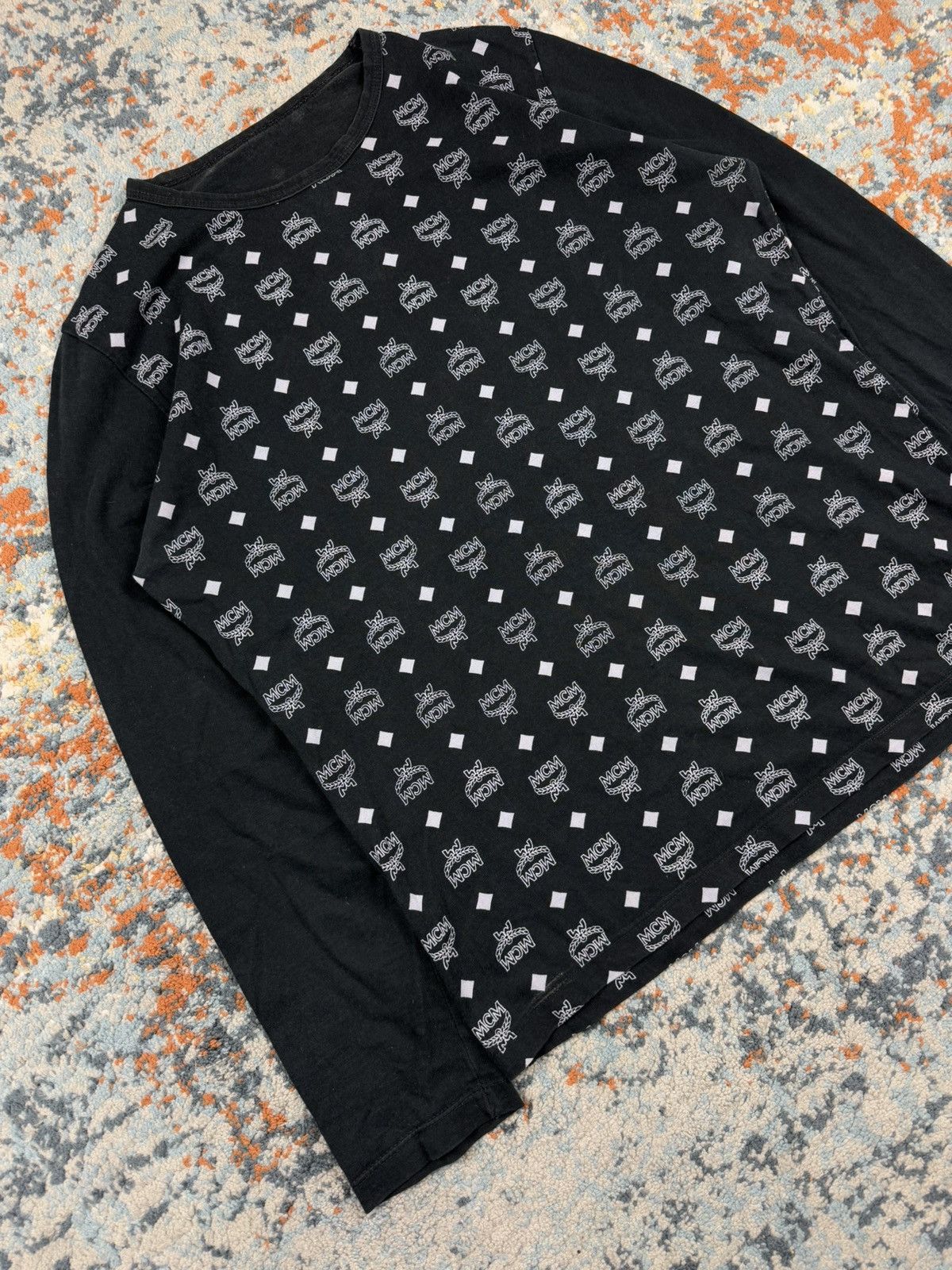 Designer × MCM × Vintage Vintage 90s MCM Munchen monogram print long sleeve tee Size US S / EU 44-46 / 1 - 3 Thumbnail