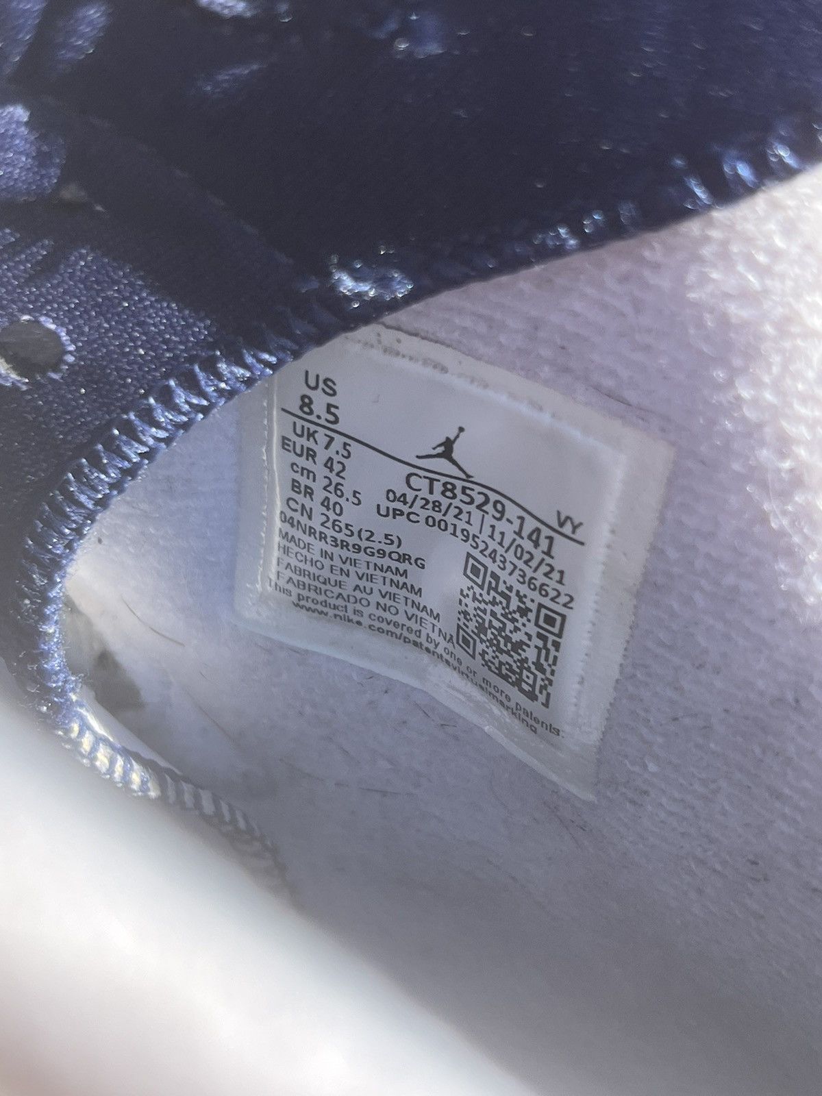 Jordan Brand Jordan 6 ‘Navy’ Size US 8.5 / EU 41-42 - 6 Thumbnail