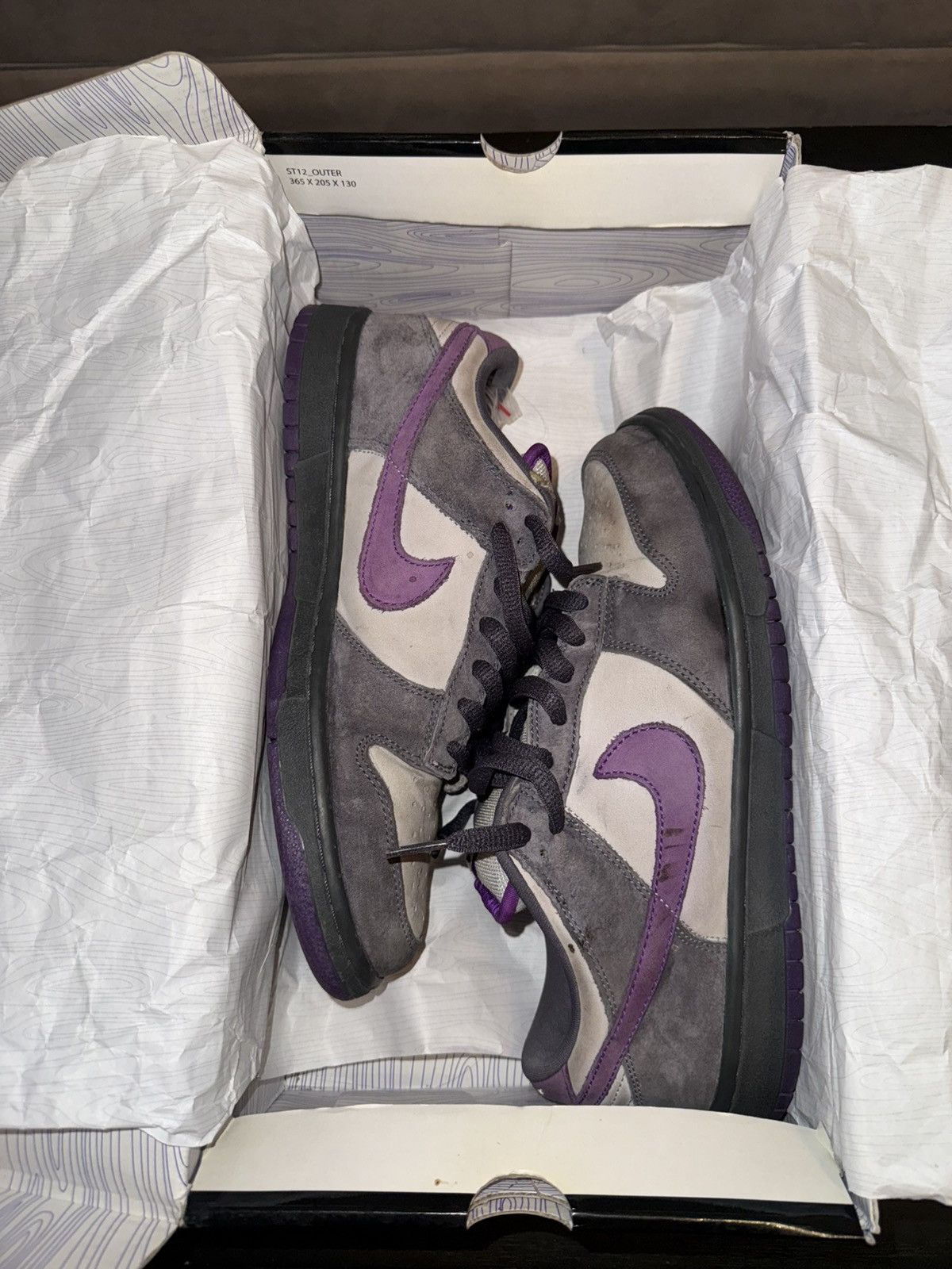 Nike SB Nike SB Dunk Low Purple Pigeon Size 9.5 Size US 9.5 / EU 42-43 - 1 Thumbnail