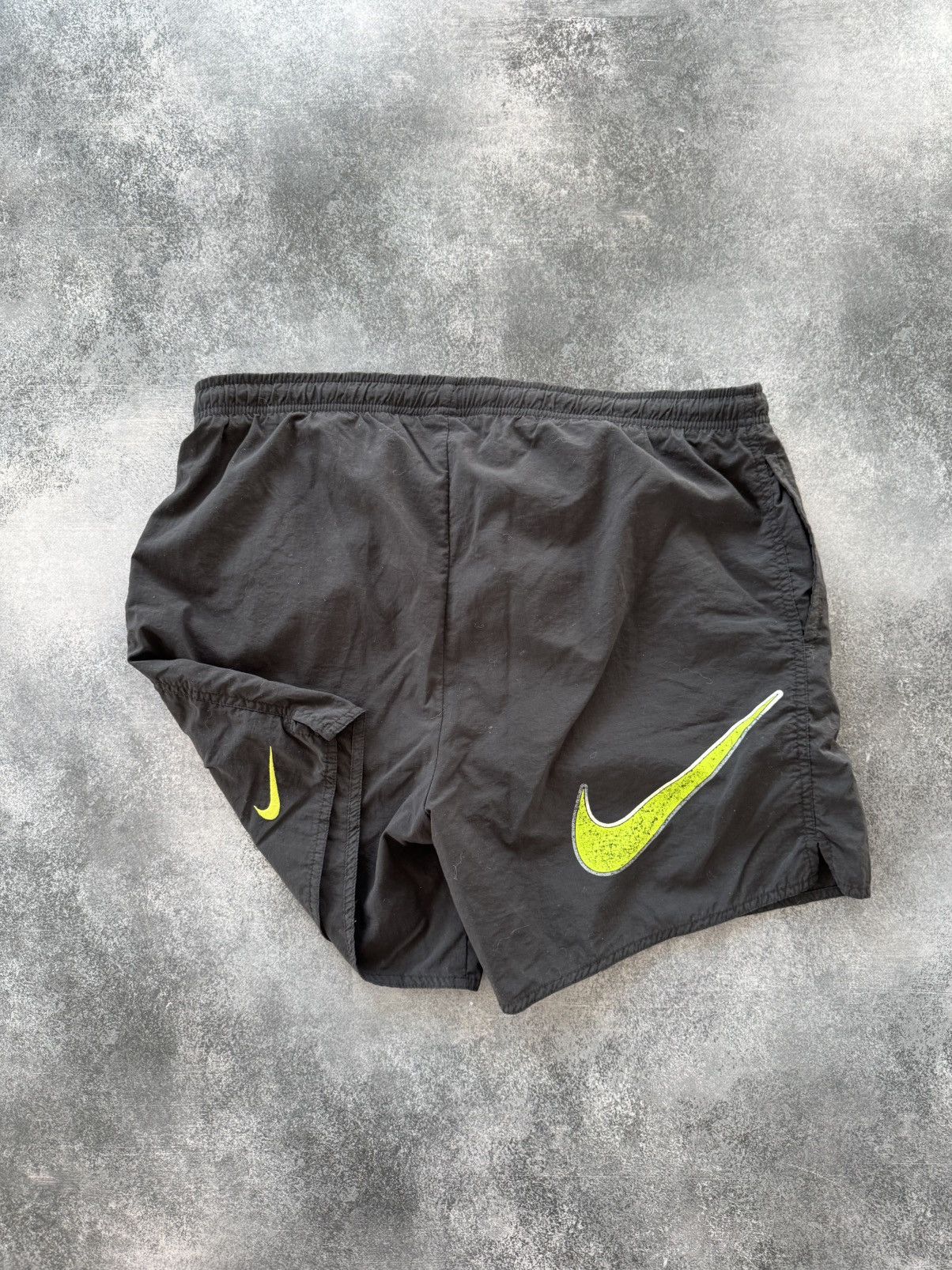 Nike Vintage Nike Big Swoosh Nylon Shorts y2k Size US 32 / EU 48 - 7 Thumbnail