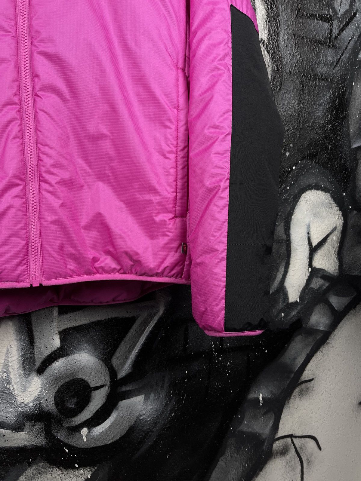 Nike ACG Nike ACG Primaloft Pink Full Zip Hooded Jacket Men’s Size M Size US M / EU 48-50 / 2 - 6 Thumbnail