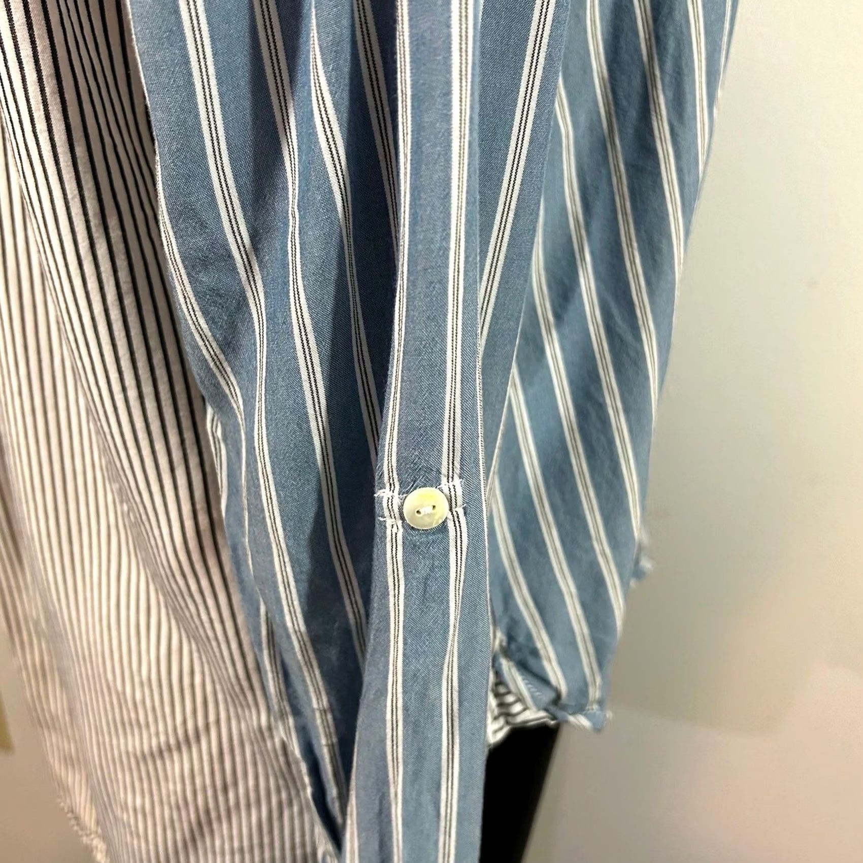 Vintage Jane + Delancey Button-Down Shirt Womens Small Blue Striped Roll Tab Sleeve Casual Button Up 2020s Womens Short List? Size S / US 4 / IT 40 - 5 Thumbnail