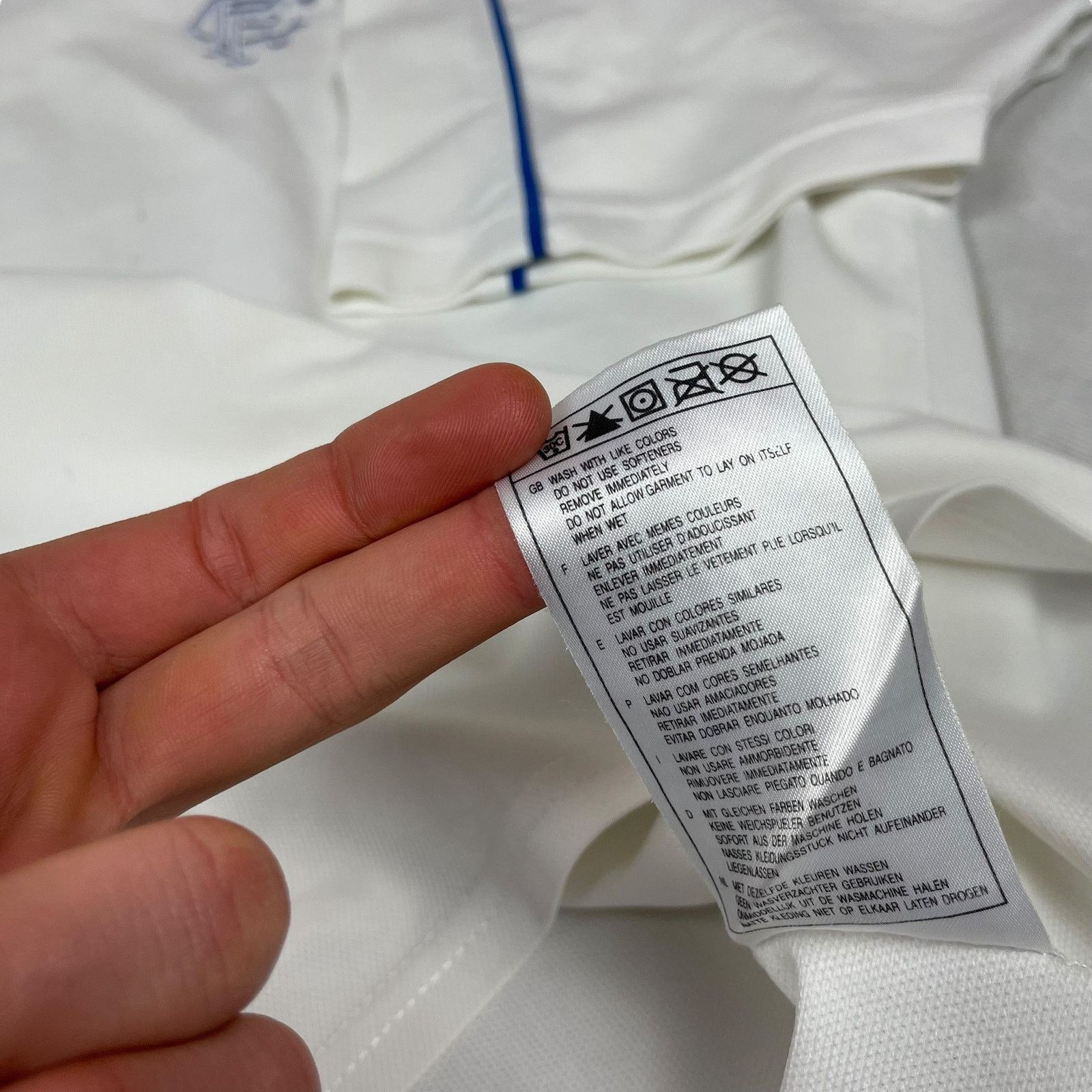 Nike × Vintage Nike Team Men's White Swoosh Glasgow Rangers Jersey 2XL Size US XXL / EU 58 / 5 - 11 Thumbnail