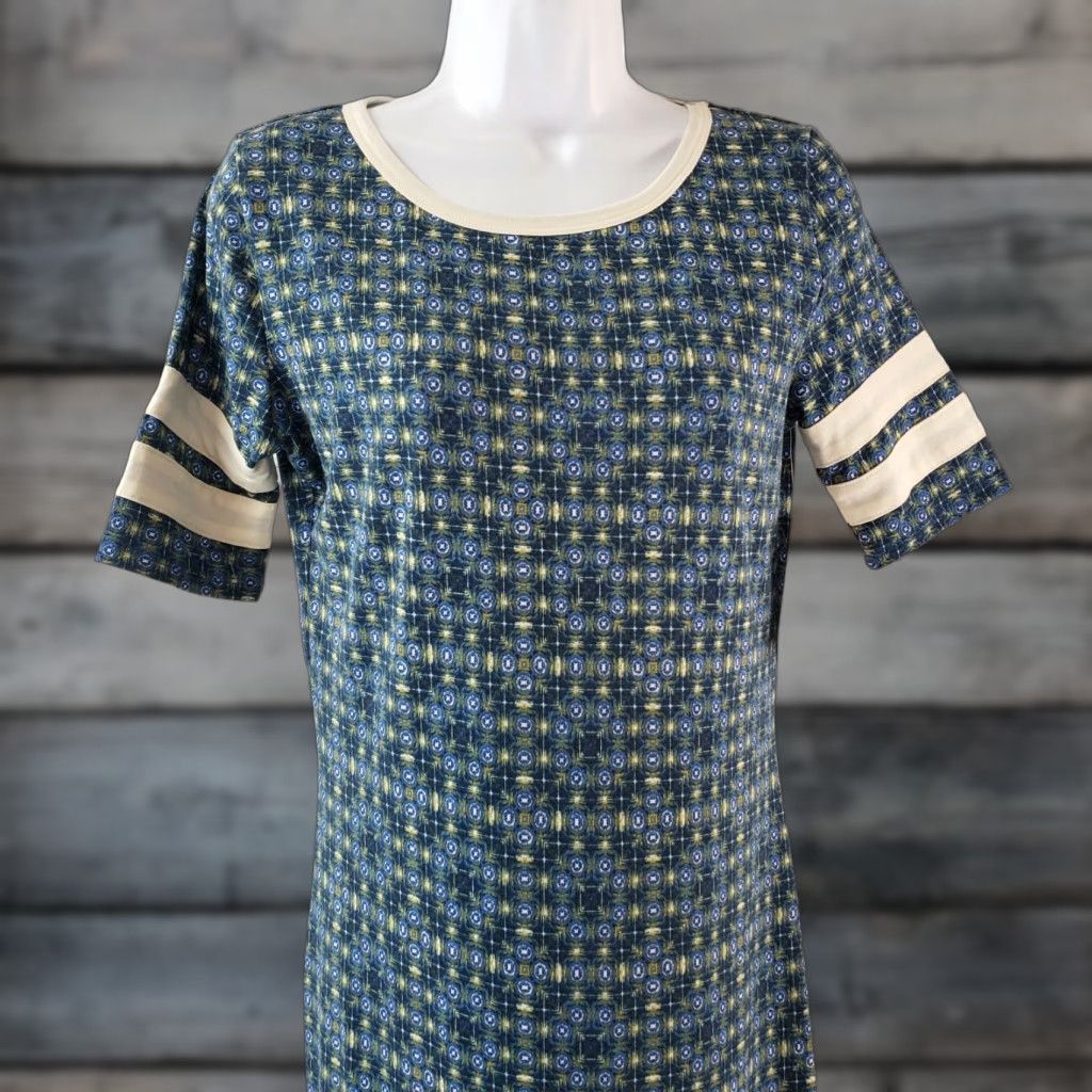 Vintage LuLaRoe Womens Julia Dress Sz S Short Sleeve Green Blue Patterned Knee Length Sheath Pullover Casual Vintage No N/A Size 28" / US 6 / IT 42 - 1 Thumbnail