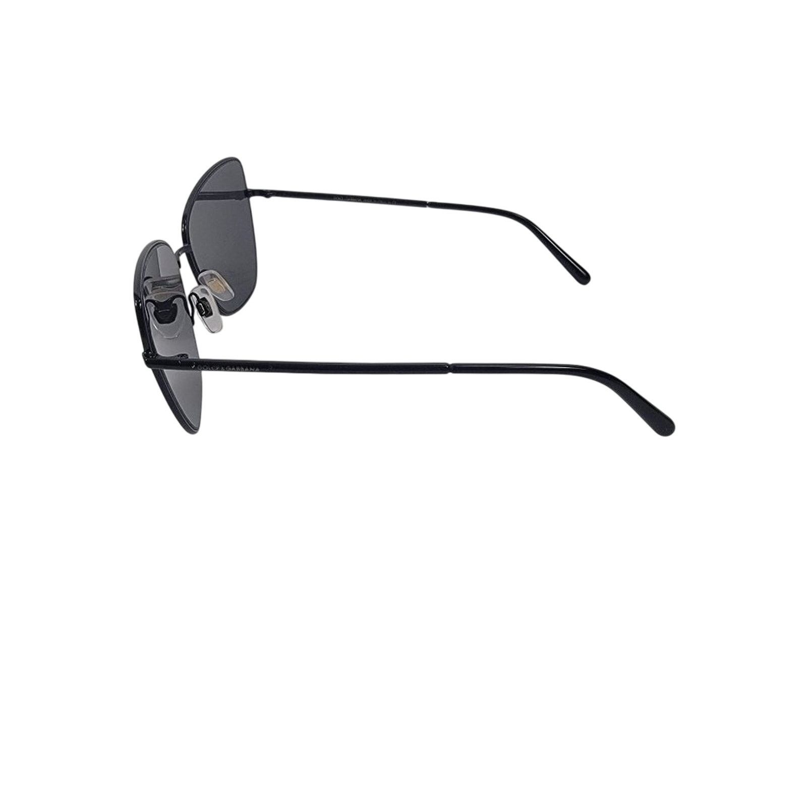 NWB Dolce & Gabbana semi cat eye sunglasses black 66,12