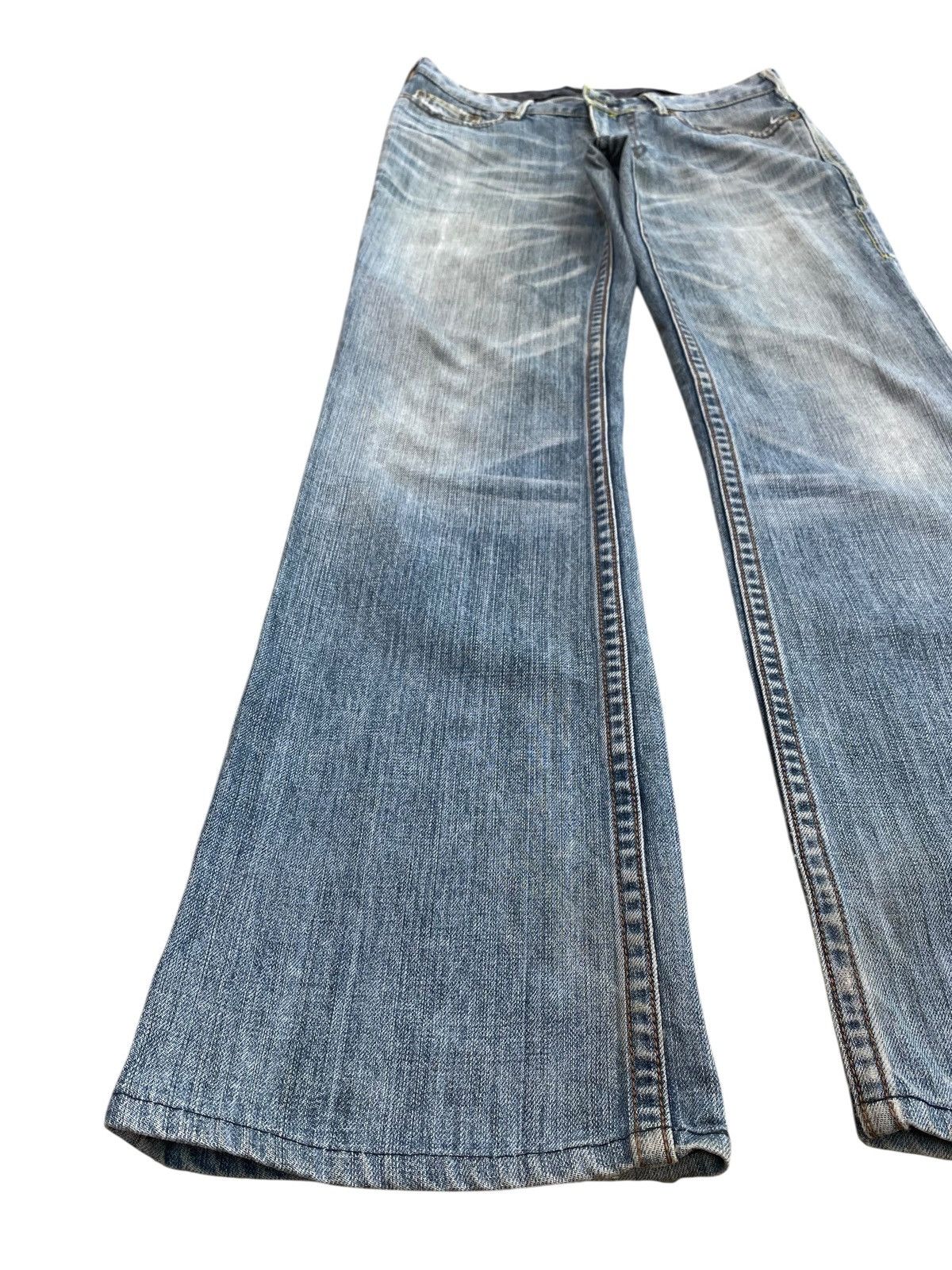 Levi's Levi’s Vintage Whiskers Blue Wash Style Bootcut Jeans Size US 30 / EU 46 - 7 Thumbnail