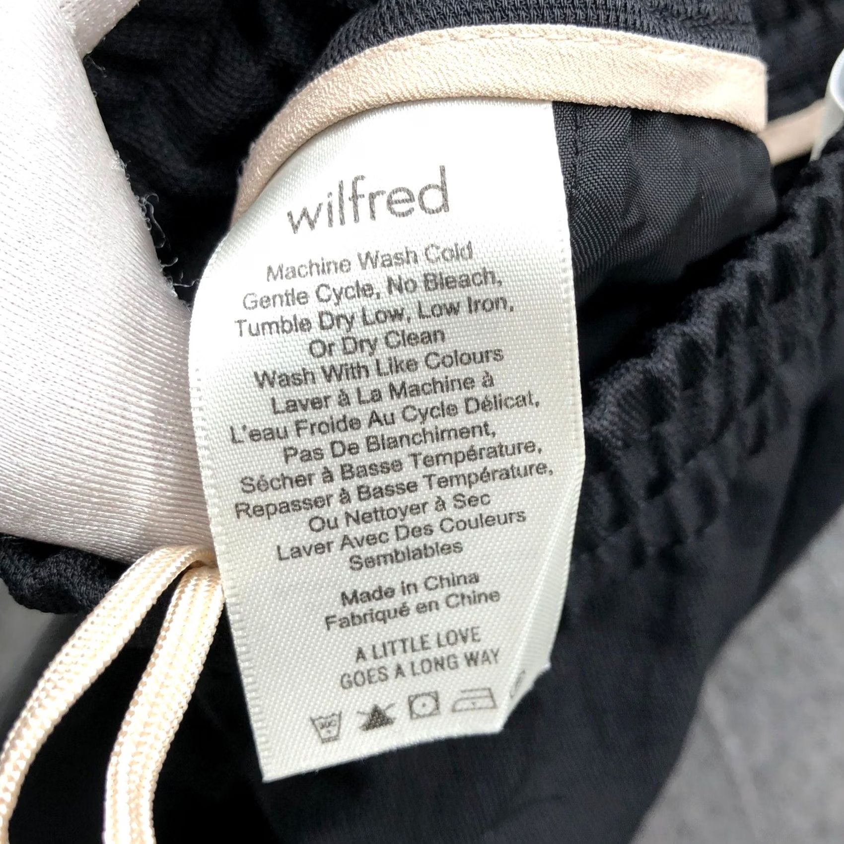 Vintage Wilfred Jogger Pants Womens S Black High Rise Relaxed Drawstring Size 28" / US 6 / IT 42 - 3 Thumbnail