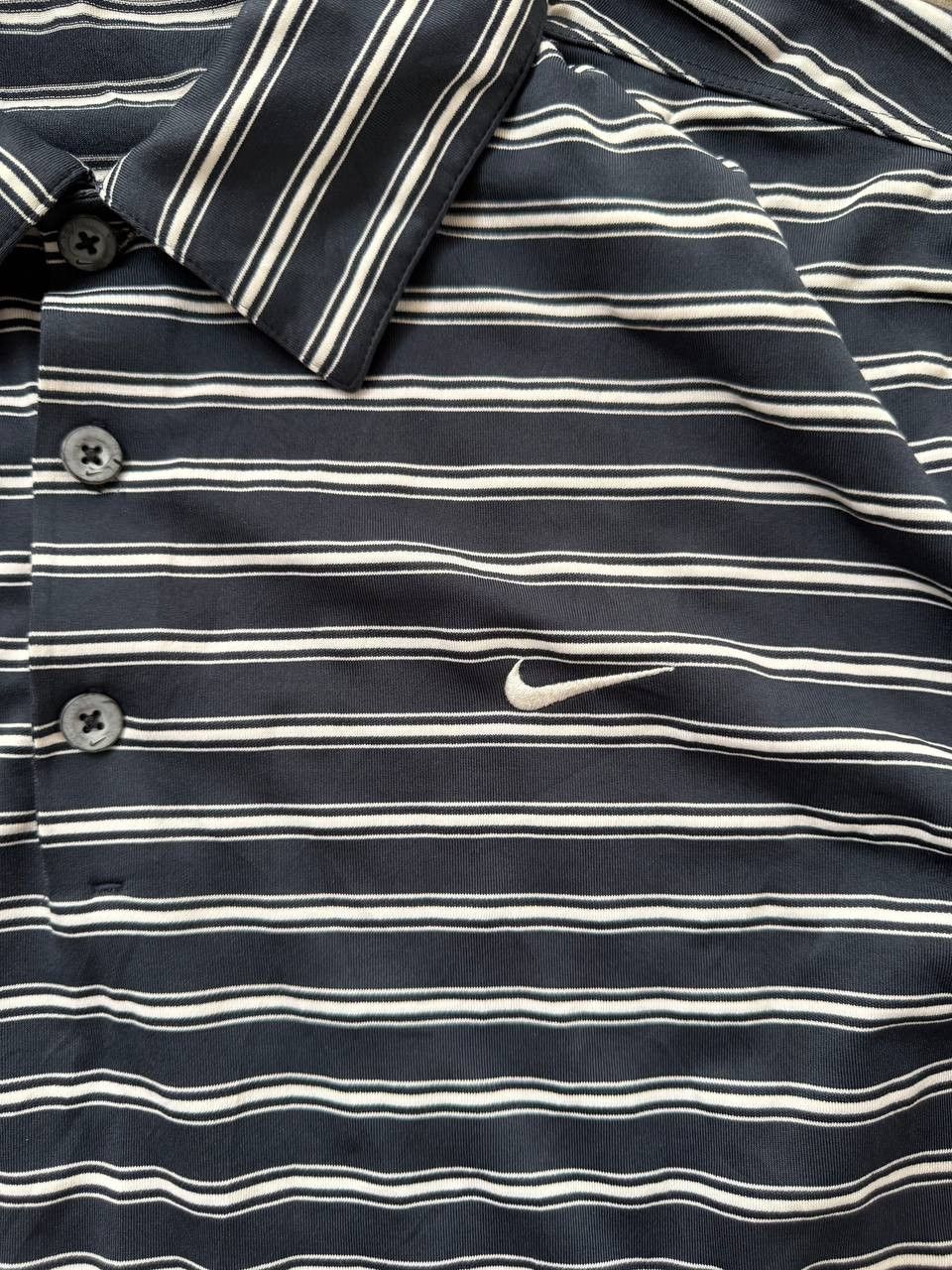Nike Vintage Nike Golf Dry Fit Polo Tee Size US M / EU 48-50 / 2 - 5 Thumbnail