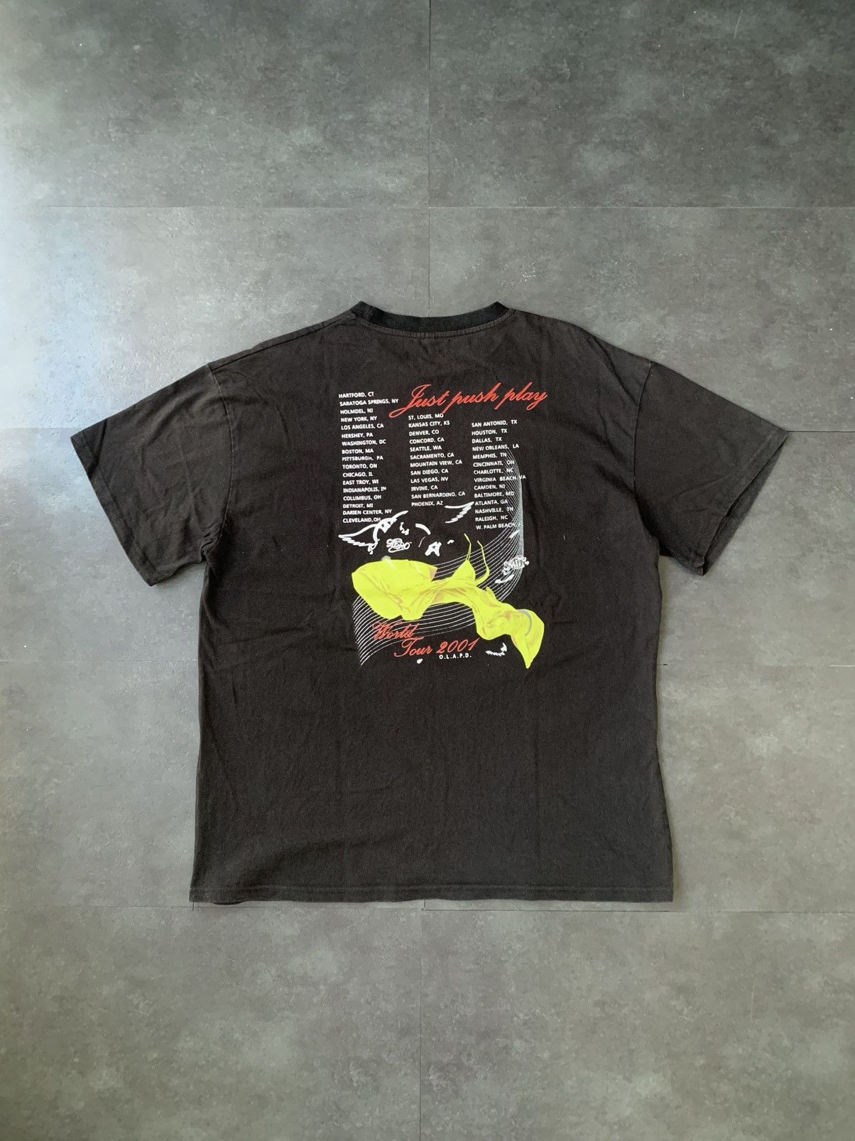 Band Tees Aerosmith Just Push Play Sorayama Band Tee Shirt Size US L / EU 52-54 / 3 - 2 Thumbnail