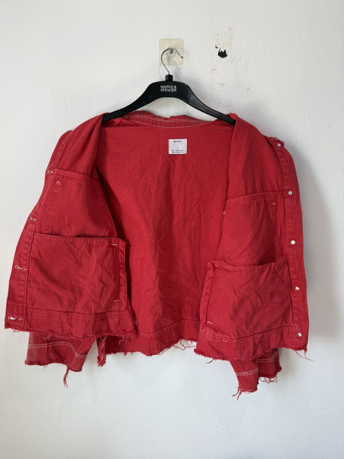 Bershka BERSKA DISTRESS JACKET OVERSIZED STYLE CROPPED DESIGN Size S / US 4 / IT 40 - 8 Thumbnail