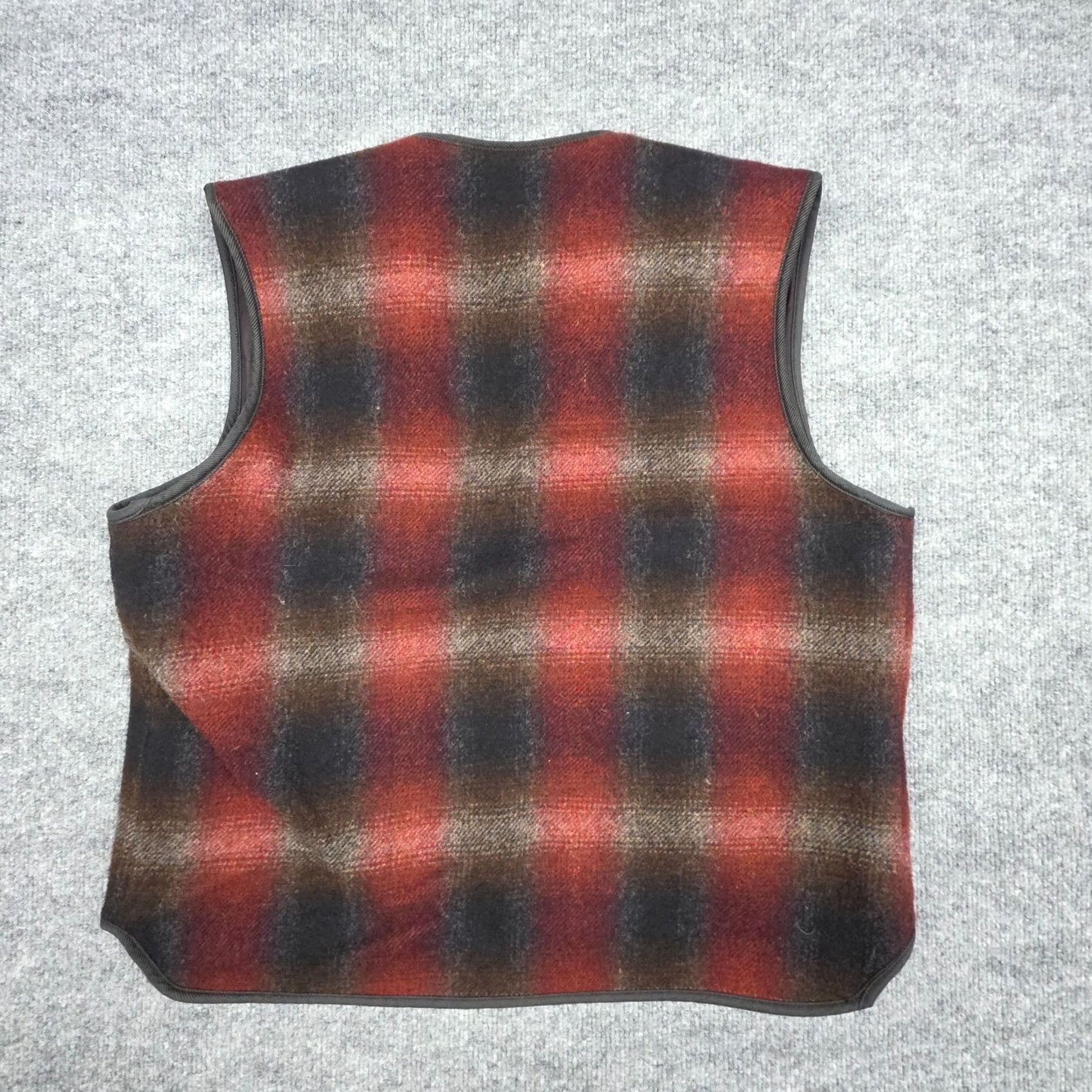 Vintage Woolrich Vest Mens M Plaid Wool Made USA Hunting Outdoor Zip Front Pockets Size US M / EU 48-50 / 2 - 3 Thumbnail