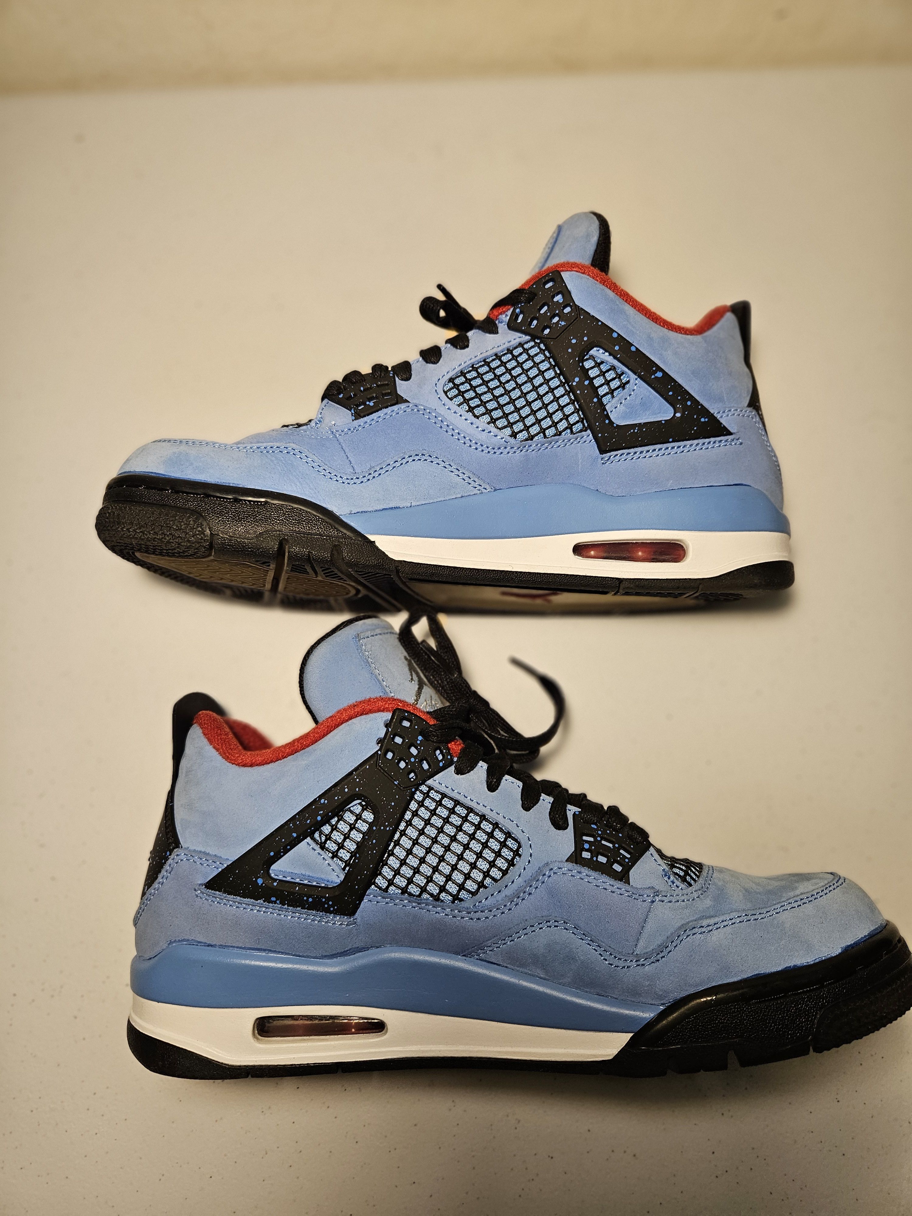 Travis Scott Size 9 - Cactus Jack Jordan 4's Size US 9 / EU 42 - 2 Thumbnail