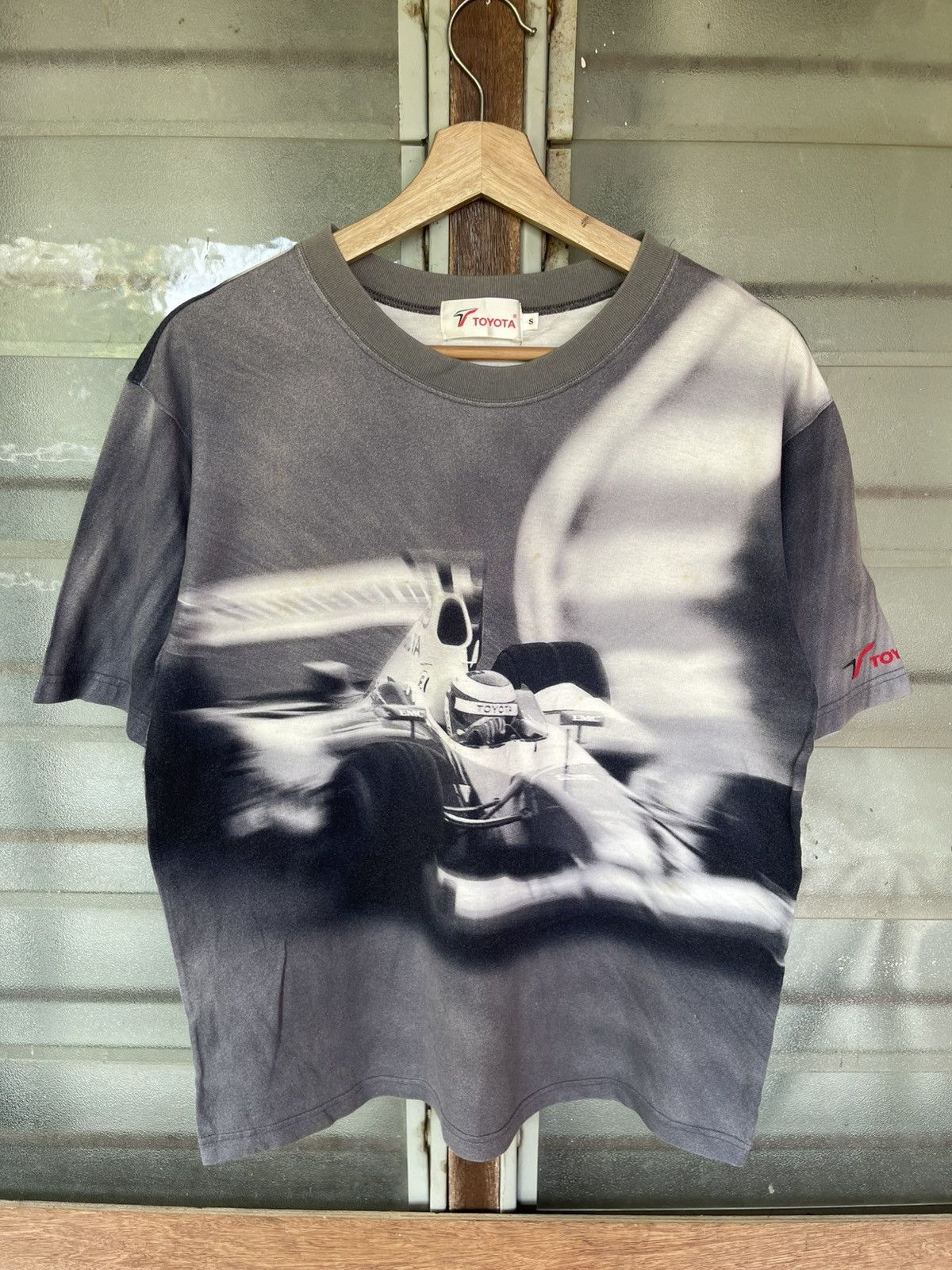Sports Specialties Vintage Toyota F1 Racing Team Motorsport Japan Shirt Tee Size US S / EU 44-46 / 1 - 1 Thumbnail