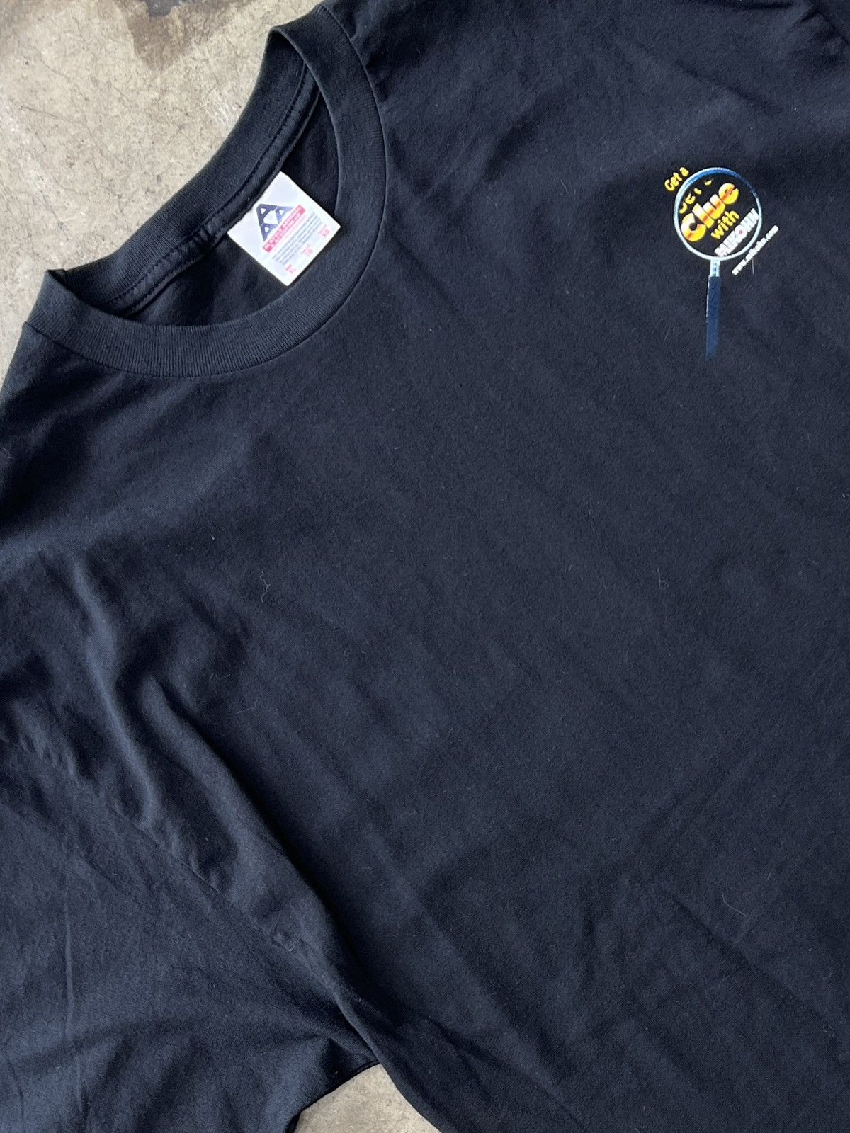 Vintage Vintage 2001 Clue Video Slots Game Character Alstyle Tee XL Size US XL / EU 56 / 4 - 4 Thumbnail