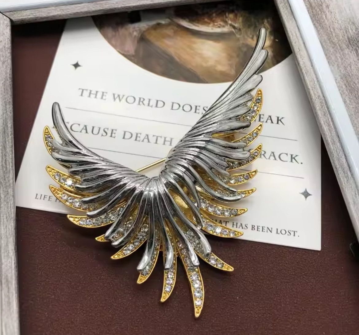 Vintage Vintage Two-Tone Wing Brooch Size ONE SIZE - 1 Thumbnail