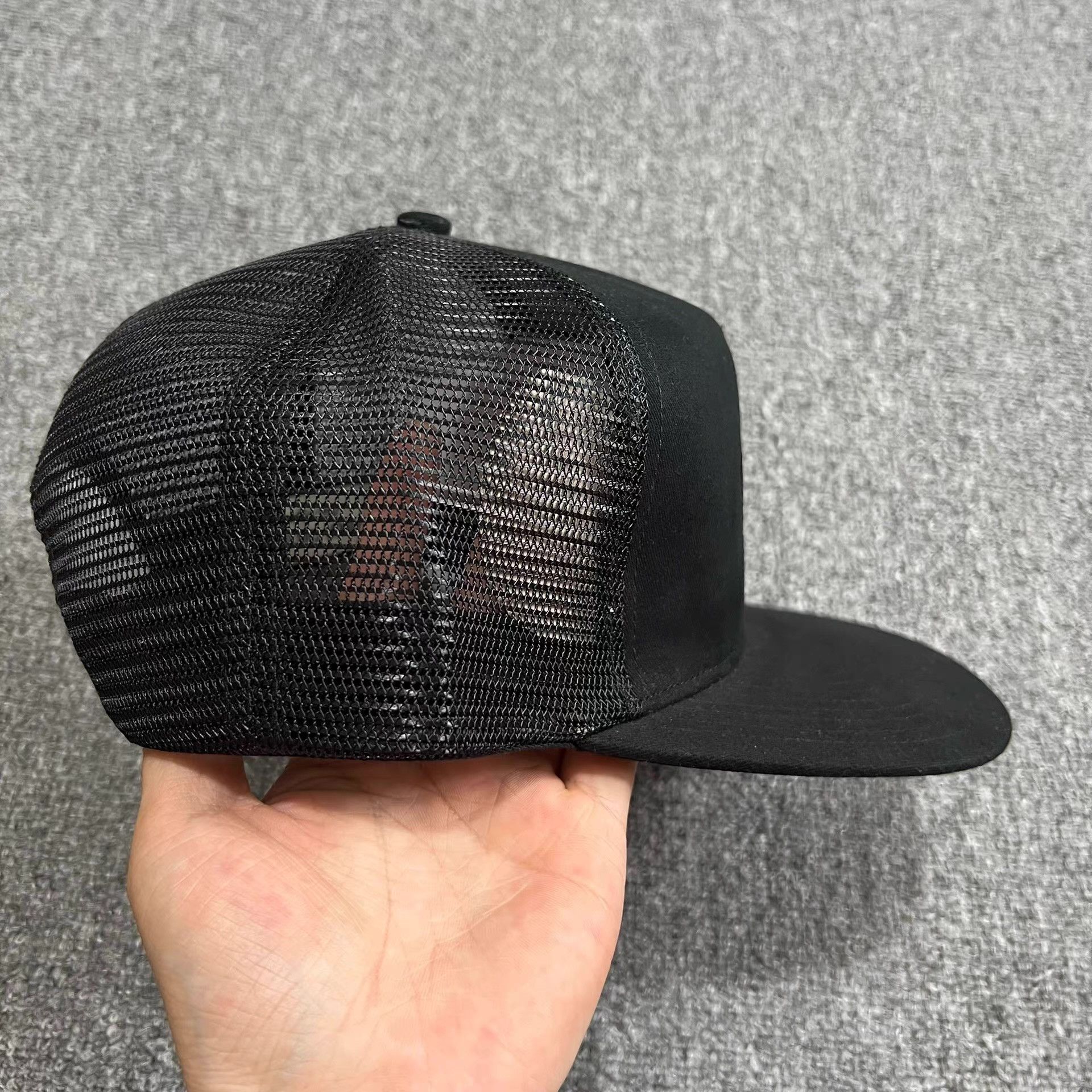 Honor the Gift Honor the gift embroidered mesh trucker baseball cap Q7 Size ONE SIZE - 7 Thumbnail