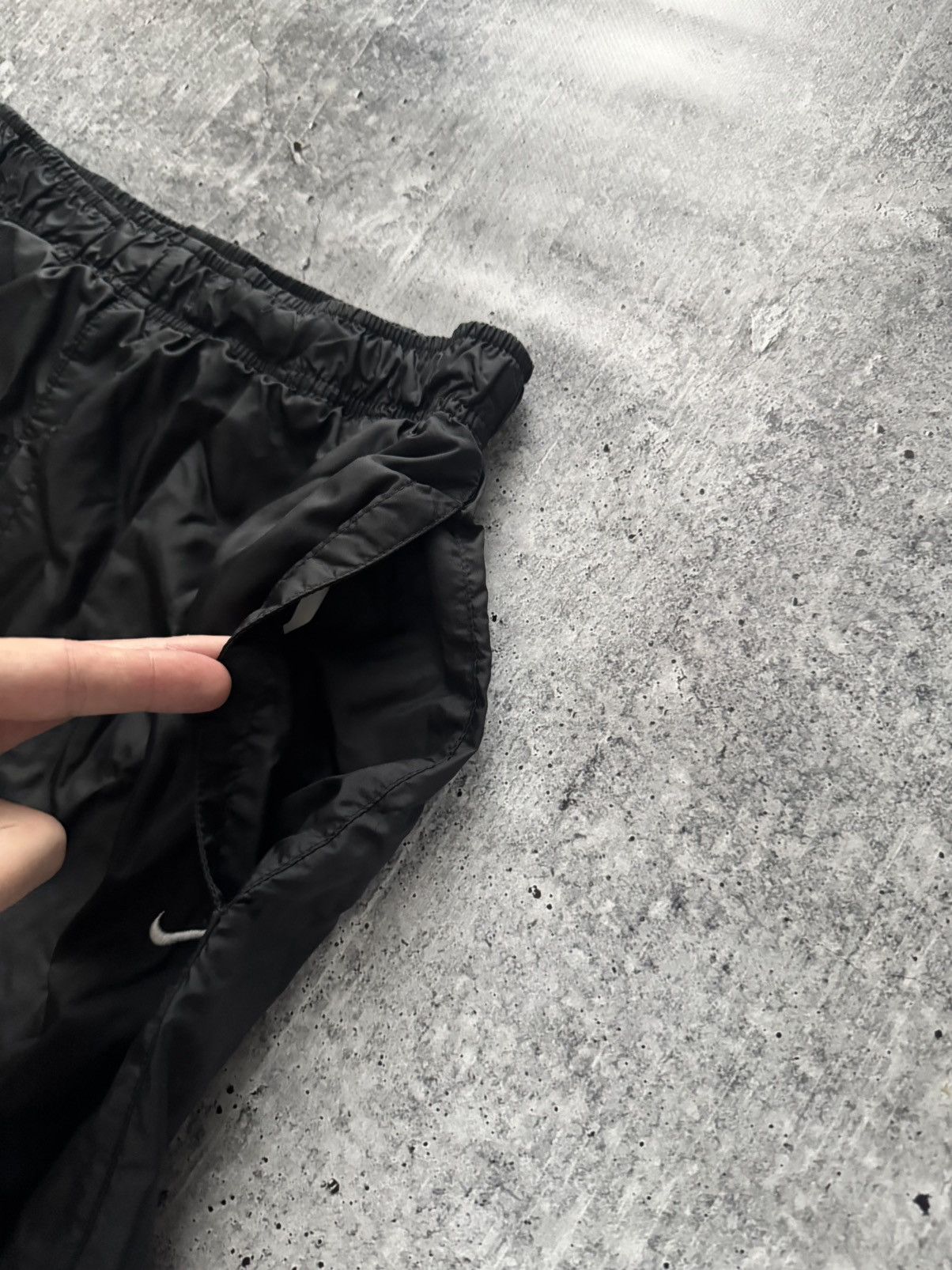 Nike Nike Vintage Nylon Pants Joggers Y2K Drill Streetwear Size M Size US 32 / EU 48 - 6 Thumbnail