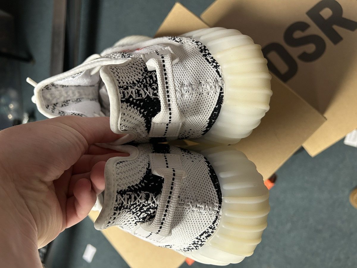 Yeezy Yeezy 350 Zebra 2022 Size US 12.5 / EU 45-46 - 5 Thumbnail