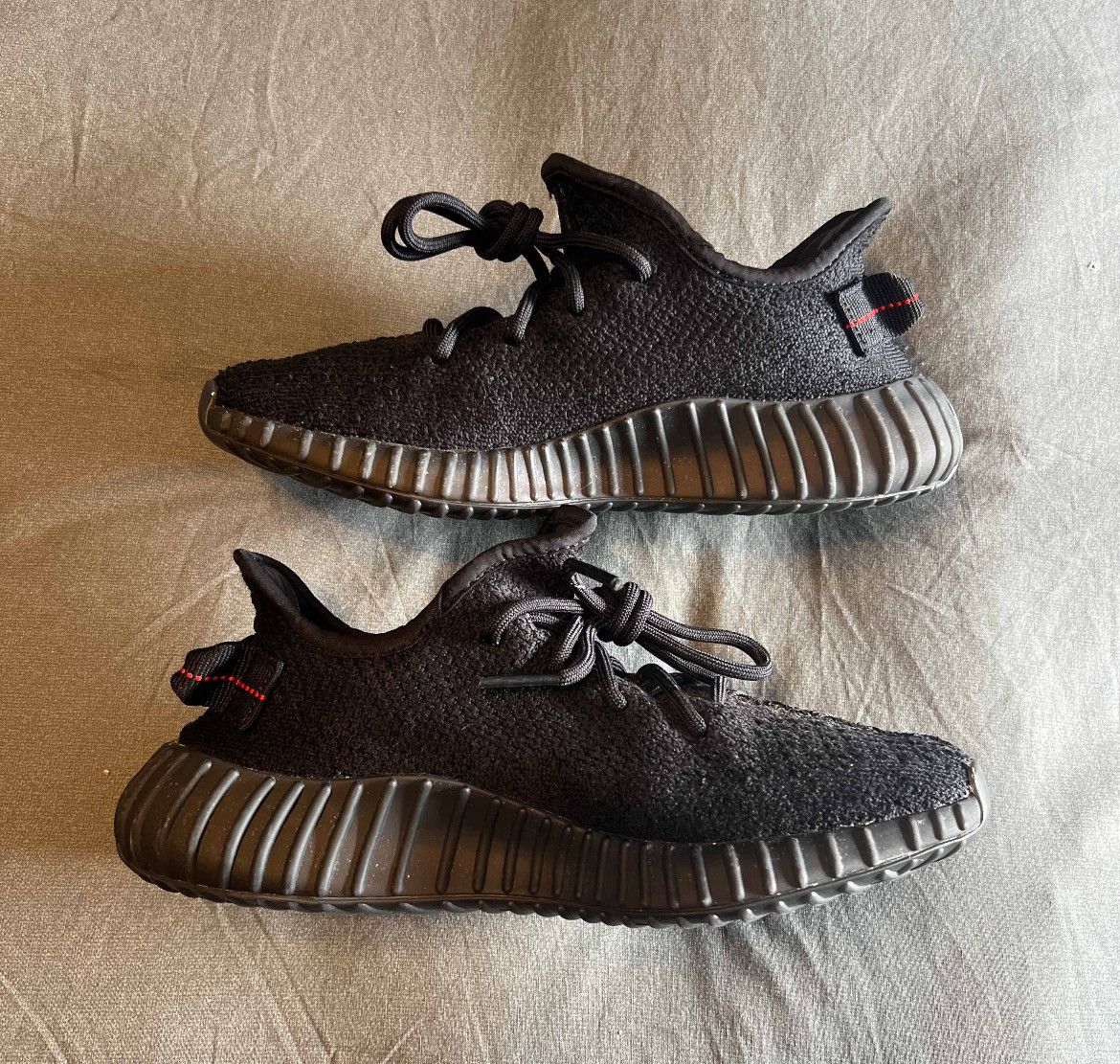 Adidas × Kanye West Adidas Yeezy Boost 350 V2 Bred Size 5.5 CP9652 Size US 5.5 / EU 38 - 2 Thumbnail