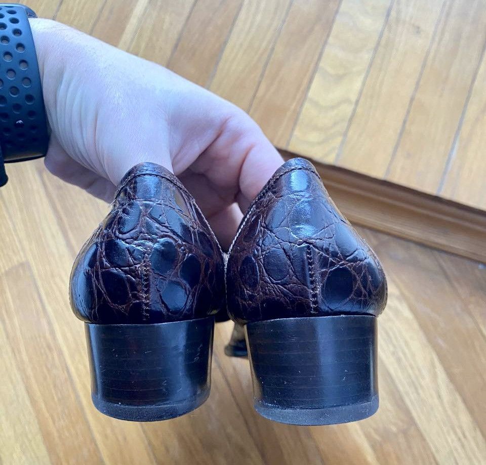 Salvatore Ferragamo Salvatore Ferragamo vintage loafers Size US 8 / IT 38 - 6 Thumbnail