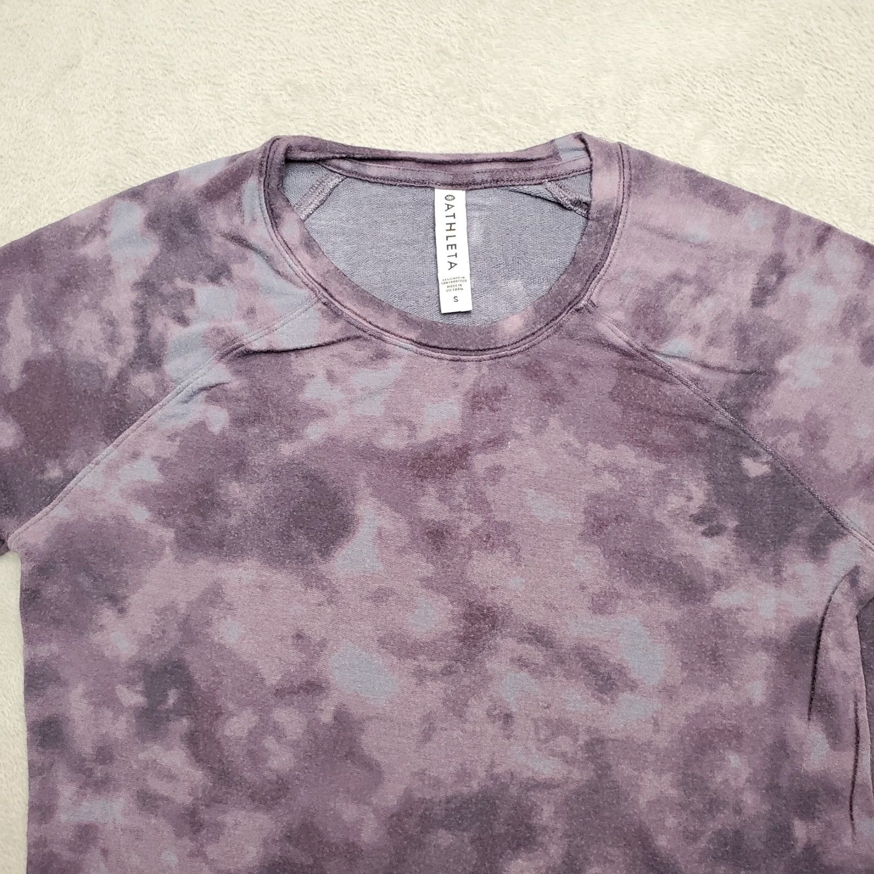 Athleta VINTAGE Athleta Shirt Top Womens Small Purple Camo Modal Performance Stretch Blend Tee Size S / US 4 / IT 40 - 2 Thumbnail