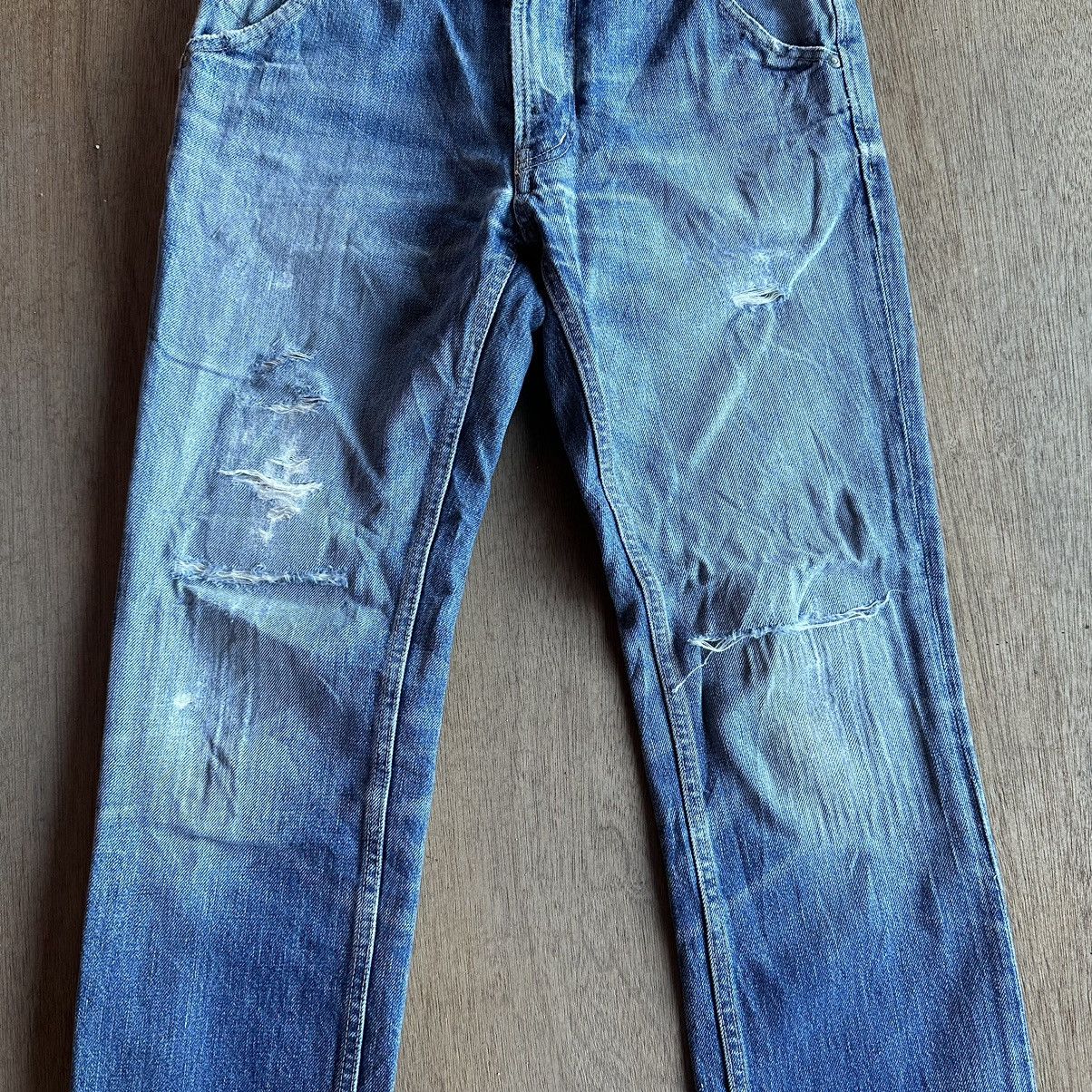 Japanese Brand Distressed Denim Vintage LOUNGE LIZARD Japan Jeans Pants W30 Size US 30 / EU 46 - 4 Thumbnail