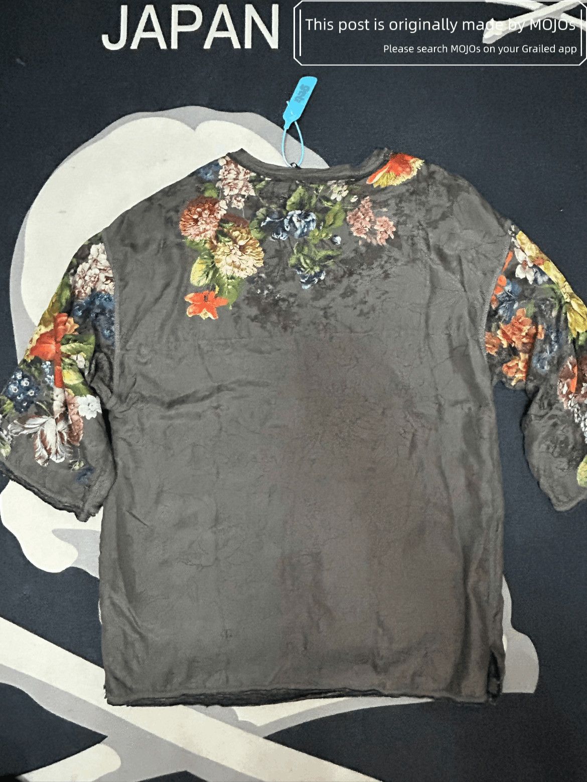 Dolce & Gabbana Dolce & Gabbana Flower Painting Tee Size US S / EU 44-46 / 1 - 5 Thumbnail