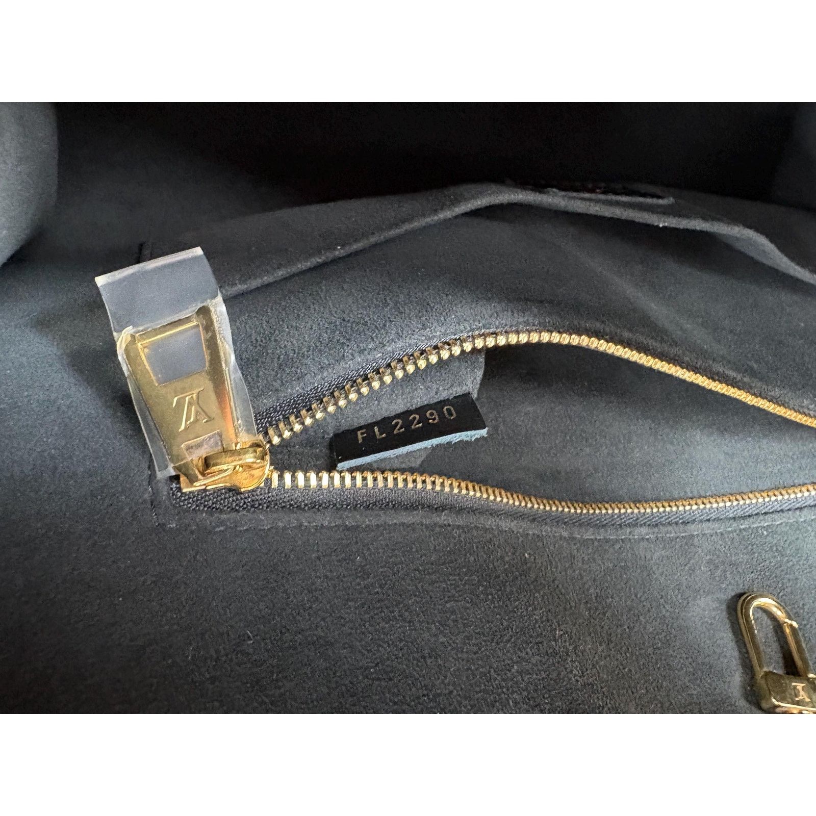 Louis Vuitton Authentic Louis Vuitton OnTheGo GM Limited Edition Jacquard Size ONE SIZE - 13 Thumbnail
