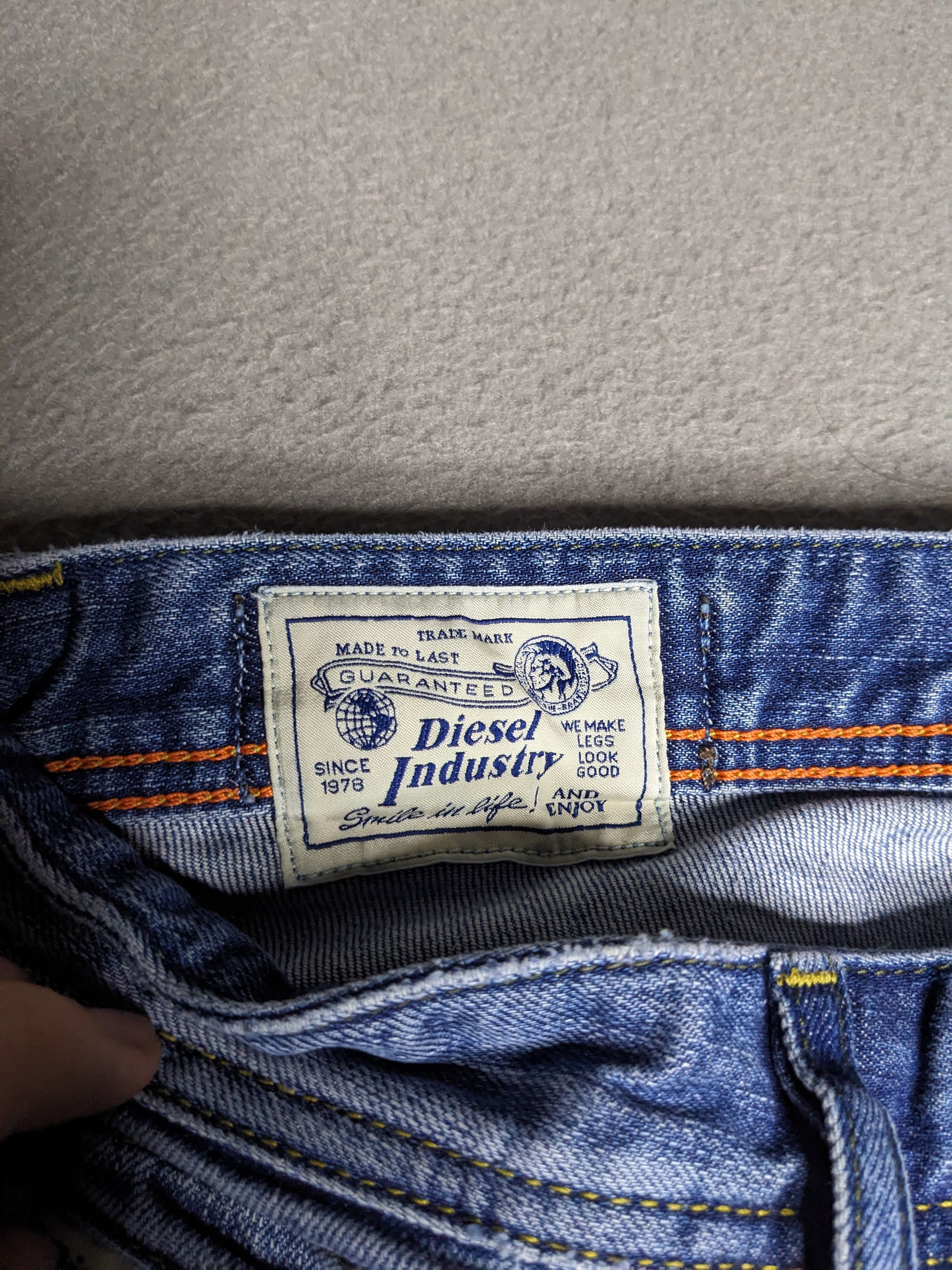 Diesel Diesel Mens Jean Shorts Size 30 Denim Stretch Whiskers Slim Size US 30 / EU 46 - 12 Thumbnail