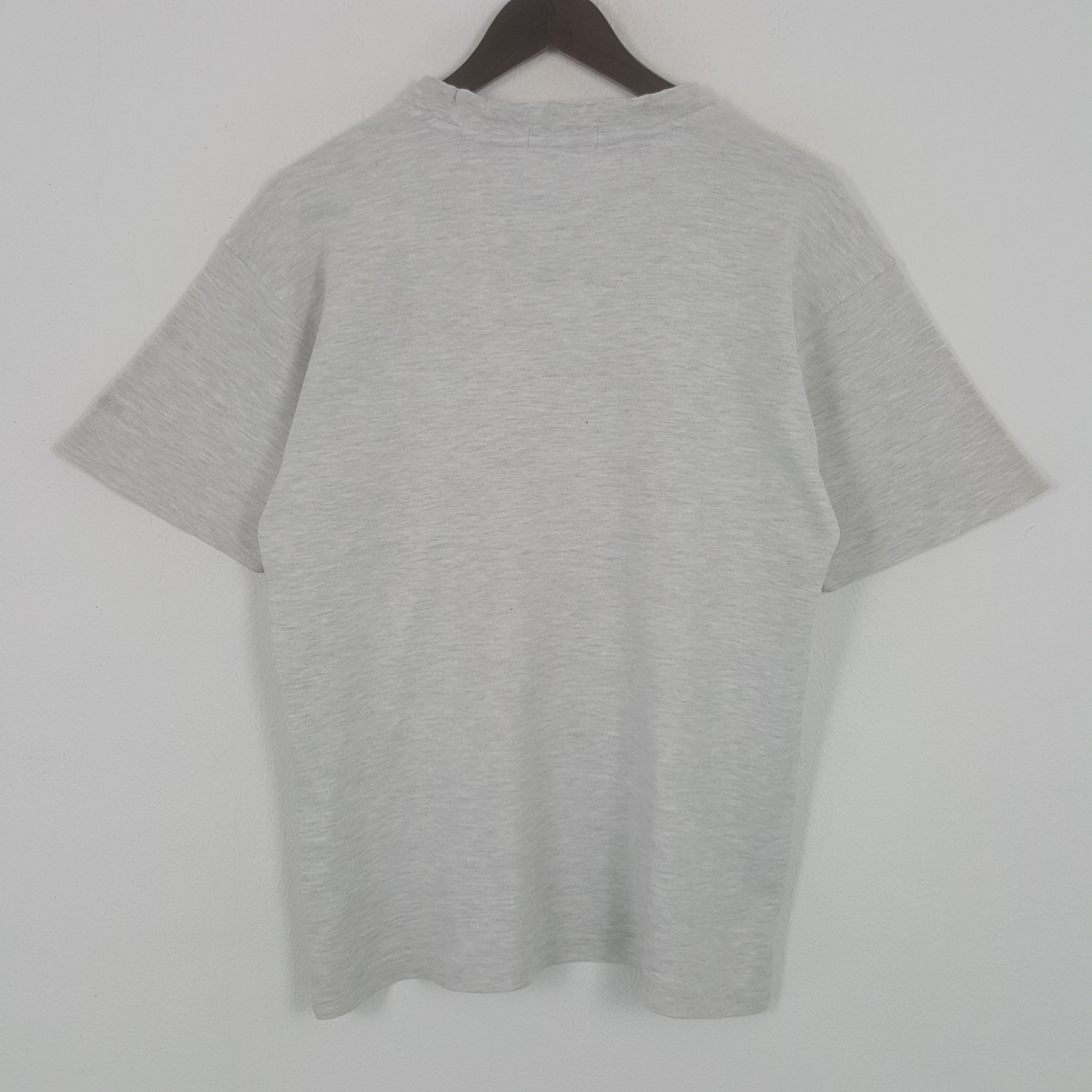 Vintage × Yves Saint Laurent Vintage Yves Saint Laurent Small Embroidery Logo Tshirt Size US L / EU 52-54 / 3 - 3 Thumbnail