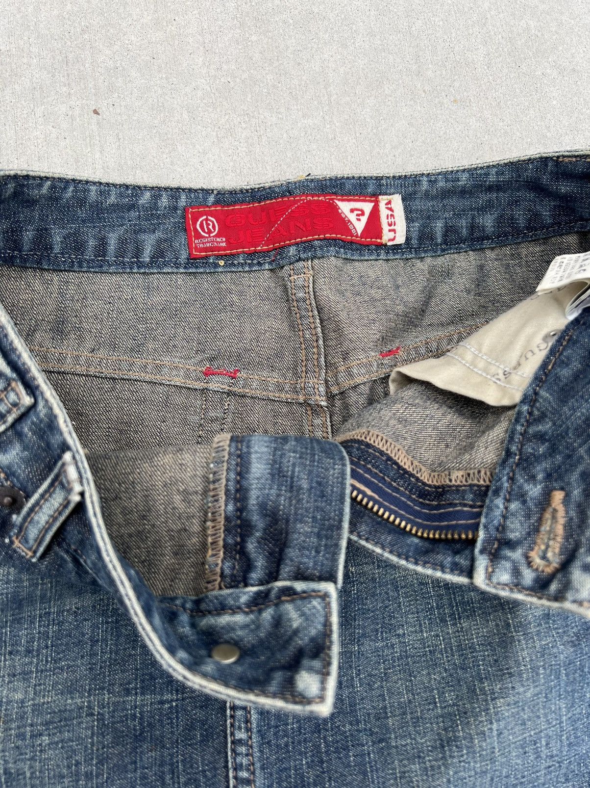 Guess 90’s 2000’s Y2K VTG Vintage Guess USA Blue Denim Mini Skirt Size 25" / US 0 / IT 36 - 5 Thumbnail