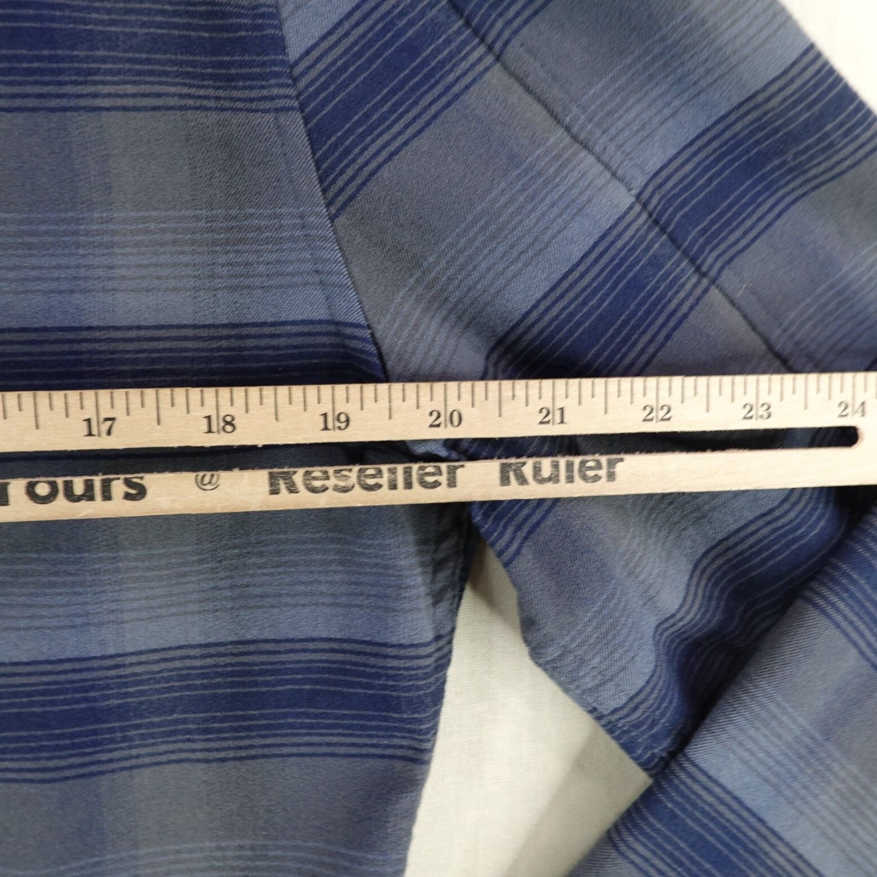 Lululemon Lululemon Shirt Mens Medium Blue Gray Plaid Masons Peak Flannel Button Up Work Size US M / EU 48-50 / 2 - 6 Thumbnail