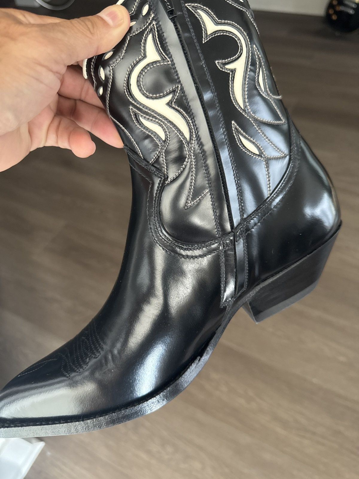 Saint Laurent Paris Saint Laurent Santiag 40, size 39 Size US 6 / EU 39 - 8 Thumbnail