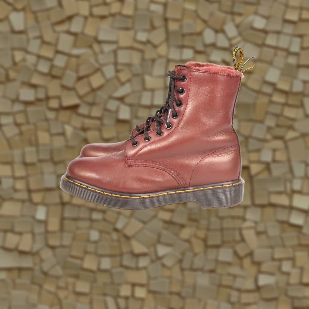 Dr. Martens Dr. Martens Serena Burgundy Faux Fur Lined Combat Leather Boots US 8 L Womens Boots Size 39 / EU 39 Red Leather Combat Shoes Size US 8 / IT 38 - 1 Thumbnail