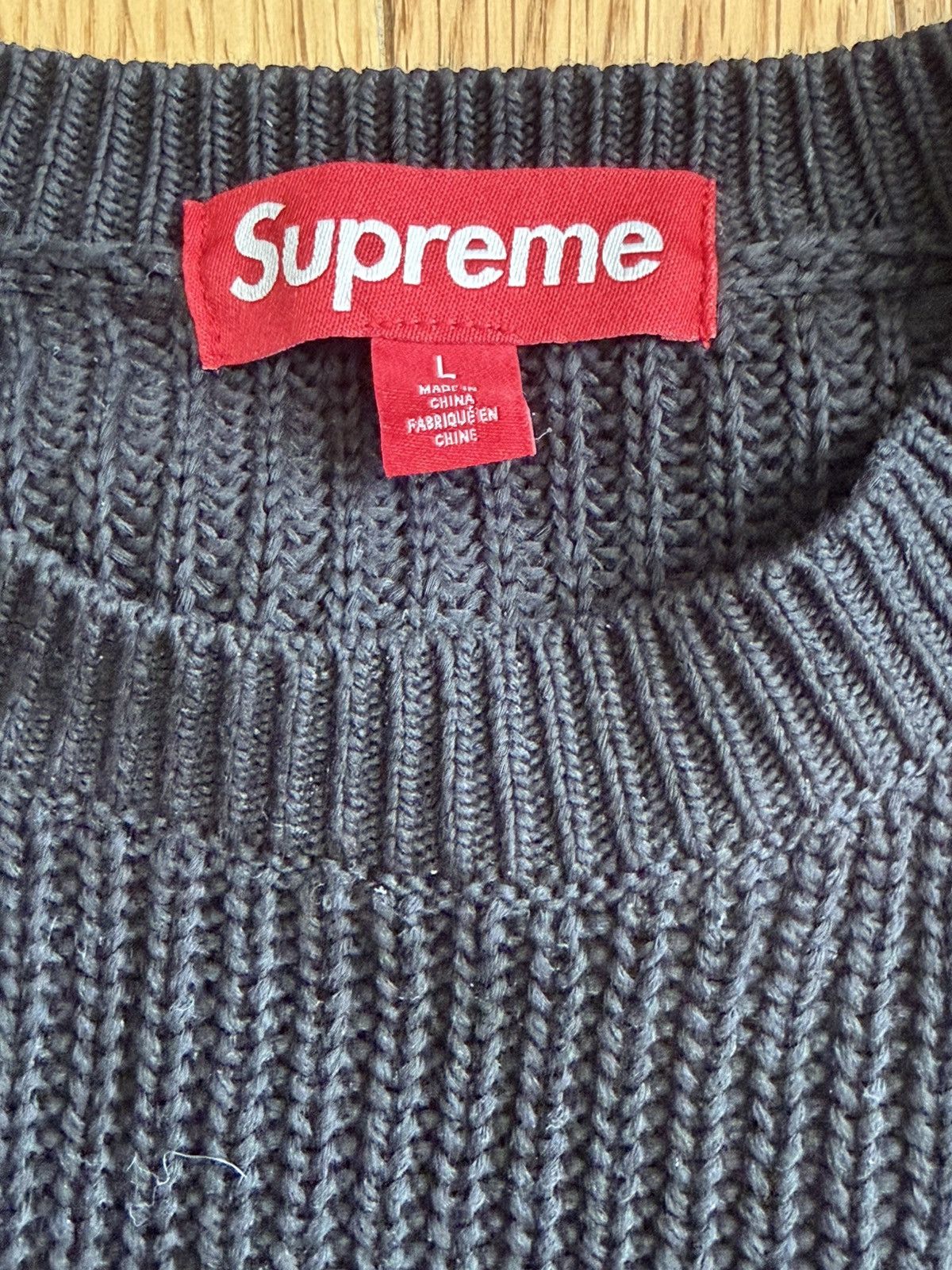 Supreme Supreme Old English Printed Sweater Size US L / EU 52-54 / 3 - 6 Thumbnail