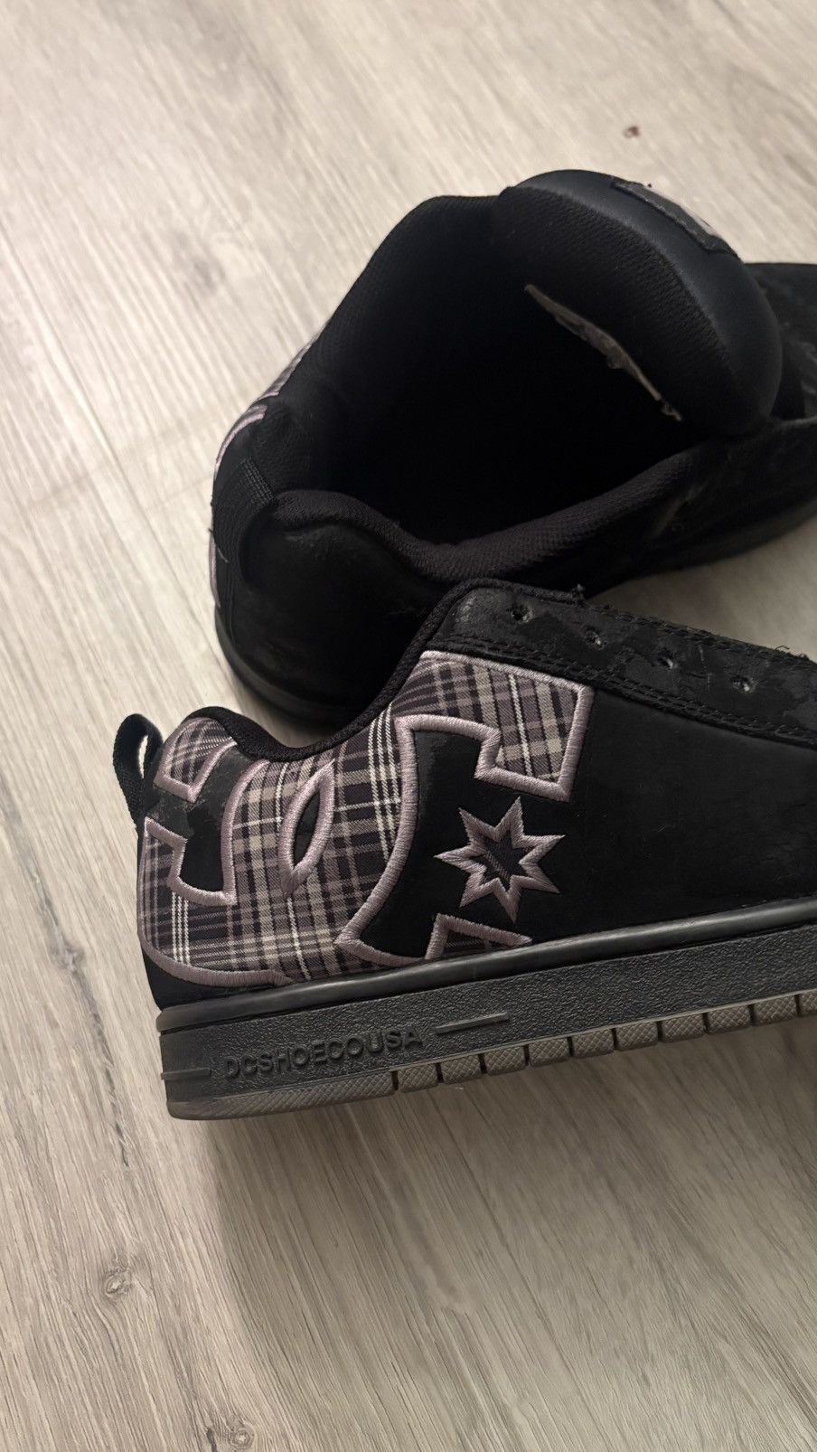 DC 2011 DC Shoe Men Graffik SE Black BattleShip, Plaid Men SZ 8 Size US 8 / EU 41 - 2 Thumbnail