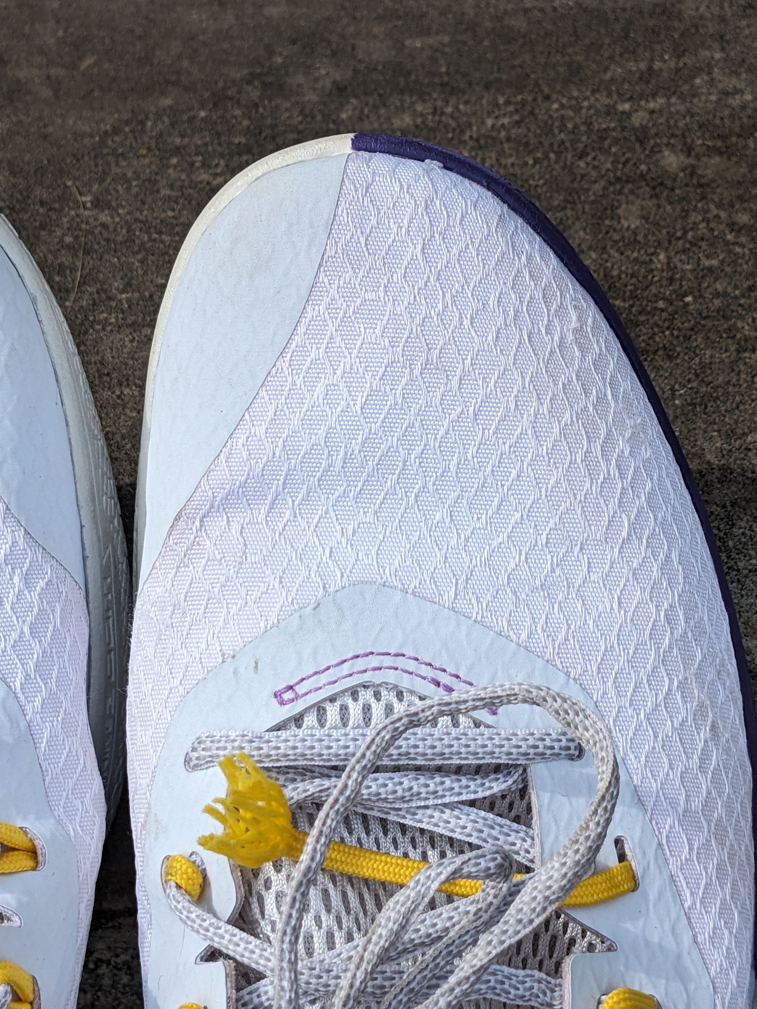 Nike Nike Kobe Bryant Mamba Fury Lakers Men’s Size 13 CK2087-101 Size US 13 / EU 46 - 5 Thumbnail