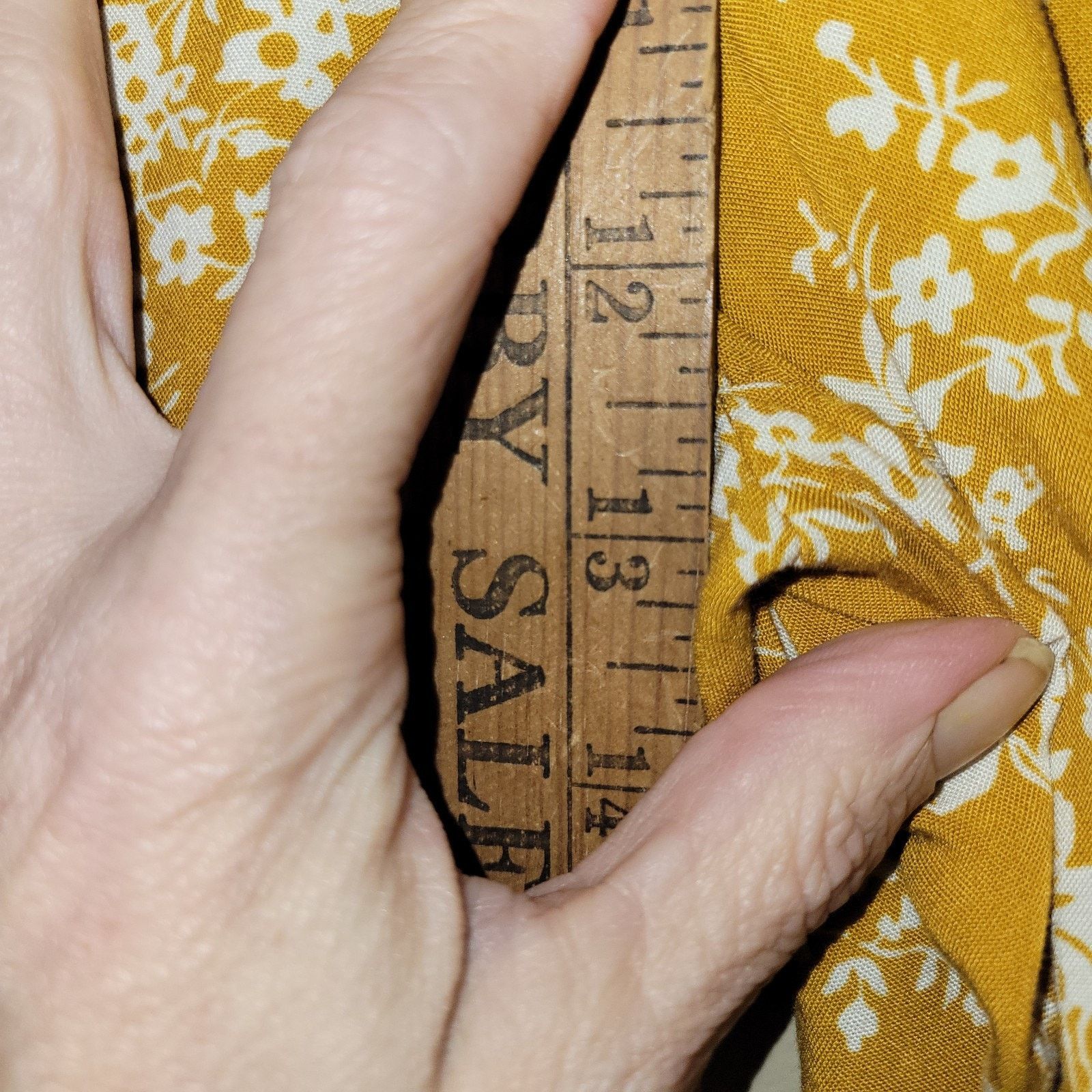 Abercrombie & Fitch Abercrombie & Fitch Flowers Floral Mustard Wide Leg Pants S Size 28" / US 6 / IT 42 - 3 Thumbnail