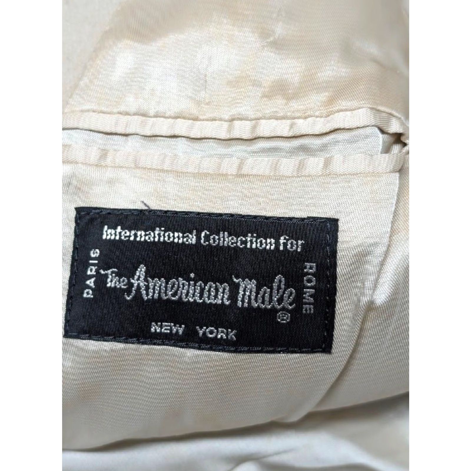 Off-White VINTAGE American Male OVERCOAT Wool Slim XS Off-White Long Coat Belted 36 Chest 34-36 Men Mens Size US XS / EU 42 / 0 - 7 Thumbnail