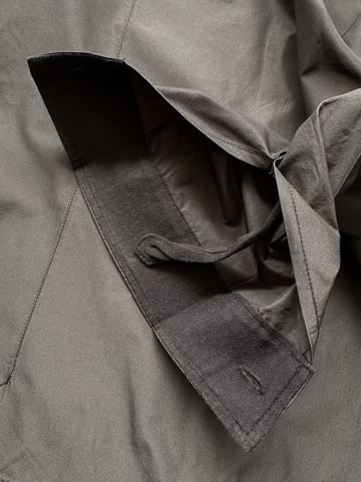 Comme des Garcons 08/09 AW Comme Ca Men glossy nylon shirt Size US M / EU 48-50 / 2 - 21 Thumbnail