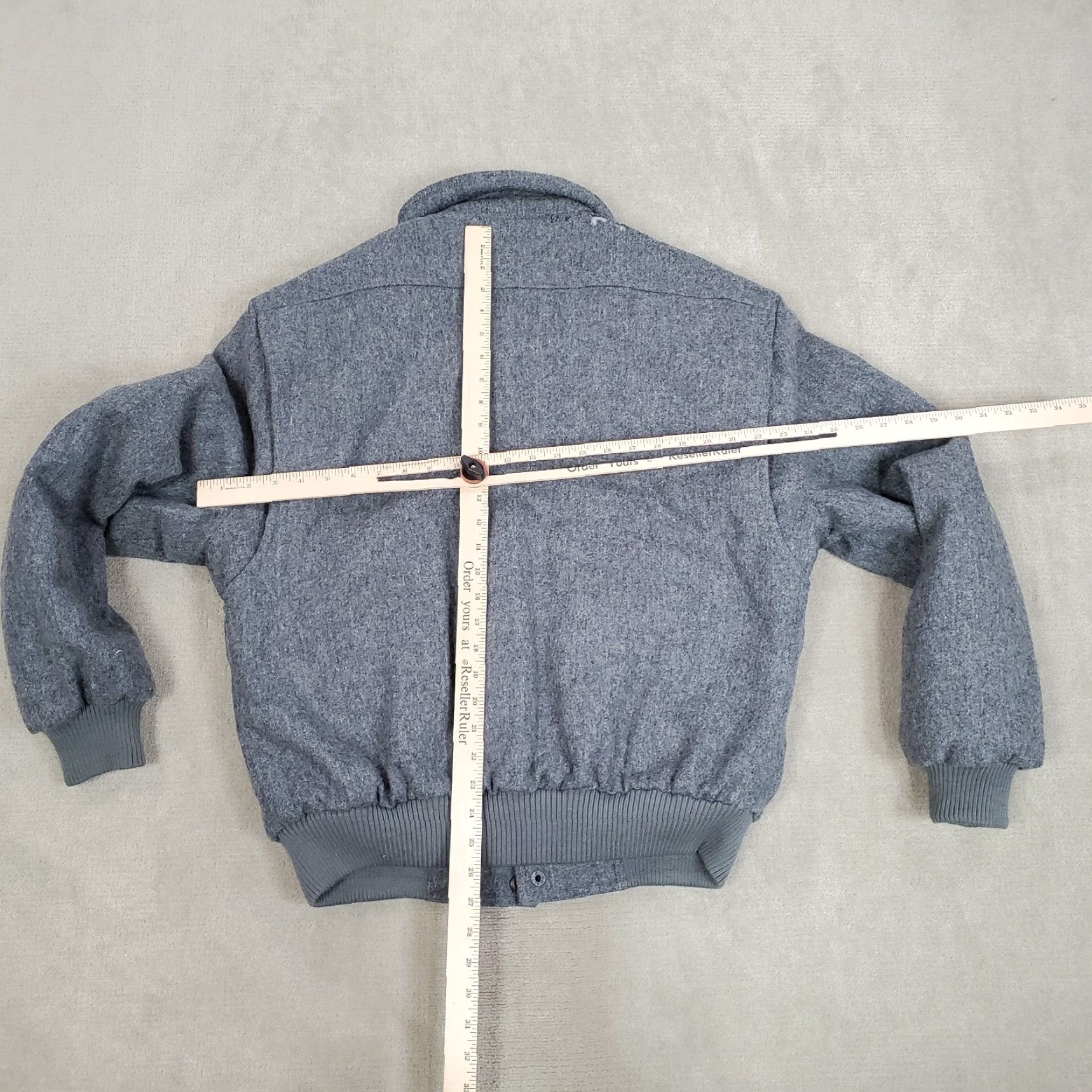 Members Only VINTAGE Members Only Jacket Mens 42 Gray Wool Bomber Coat Lined Outdoors Casual Adult Size 42 Gray Logo Pockets Size US XS / EU 42 / 0 - 5 Thumbnail