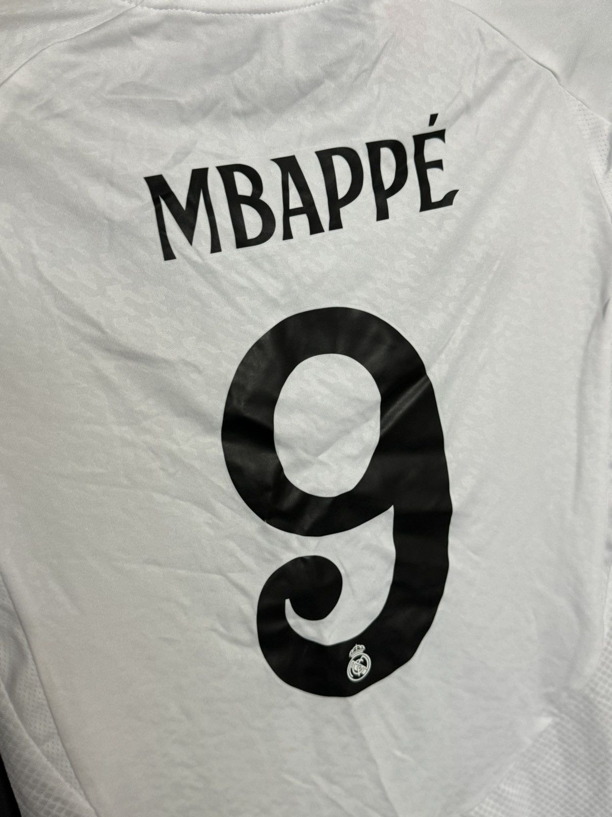 Adidas KIDS New Real Madrid 24/25 Home Mbappe Football Jersey Size US XS / EU 42 / 0 - 3 Thumbnail
