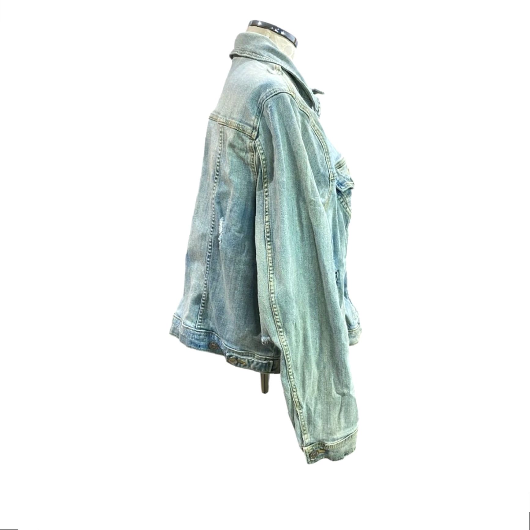 Torrid VINTAGE Torrid Jacket Jeans Distressed Light Wash Denim 4X Womens Plus Size Shirt? Size 40" / US 18 - 4 Thumbnail