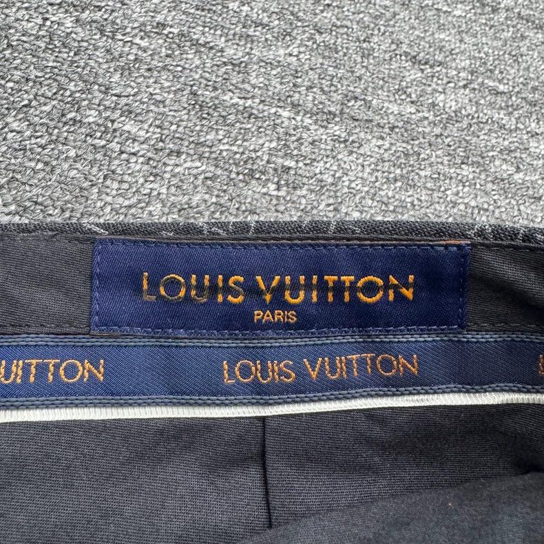 Louis Vuitton Louis Vuitton Gradient logo slacks pants Nextarrow-2505 Size US 38 / EU 54 - 2 Thumbnail