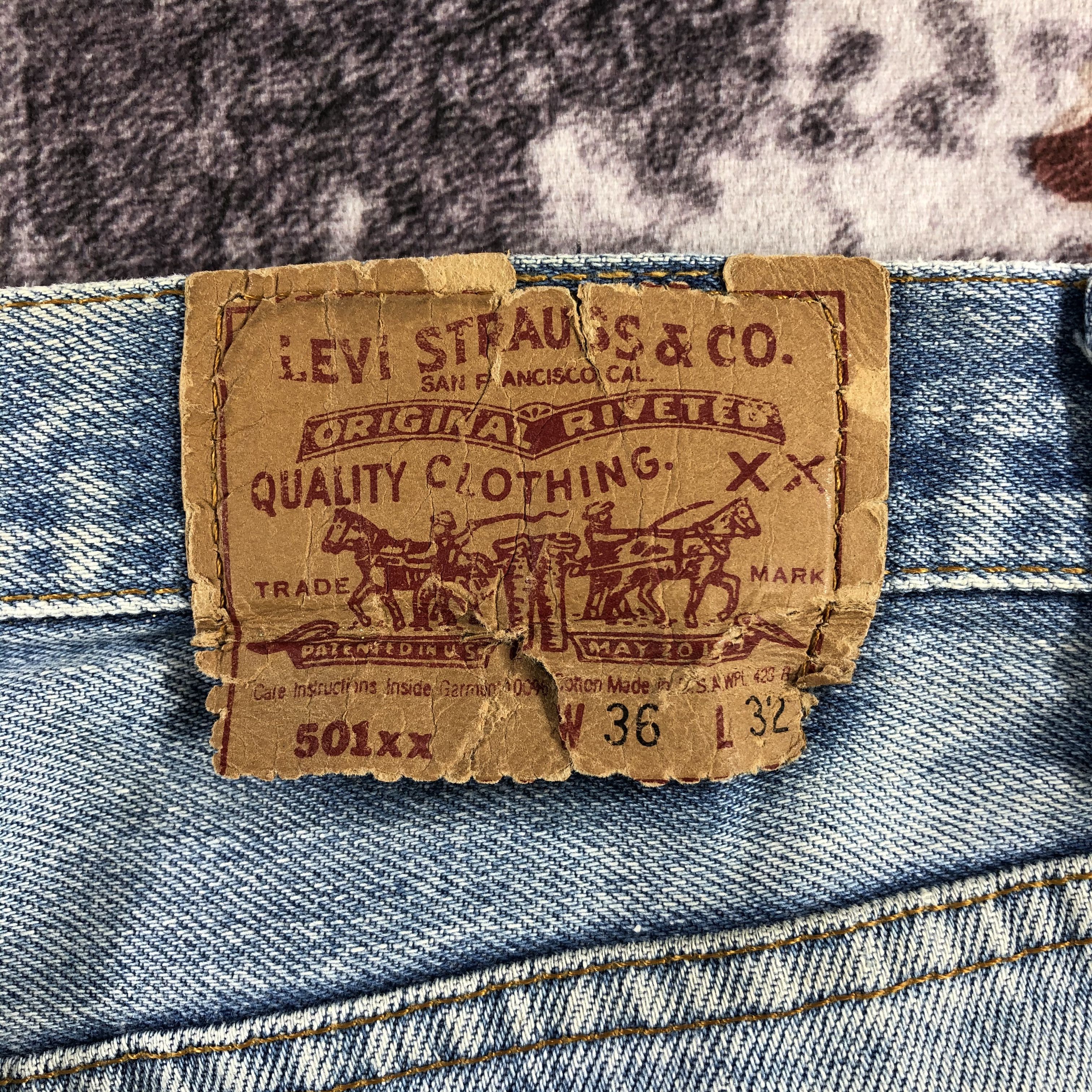 Levi's × Vintage Vintage 90s Light Wash Levis 501 Jeans-JM2739 Size US 36 / EU 52 - 7 Thumbnail
