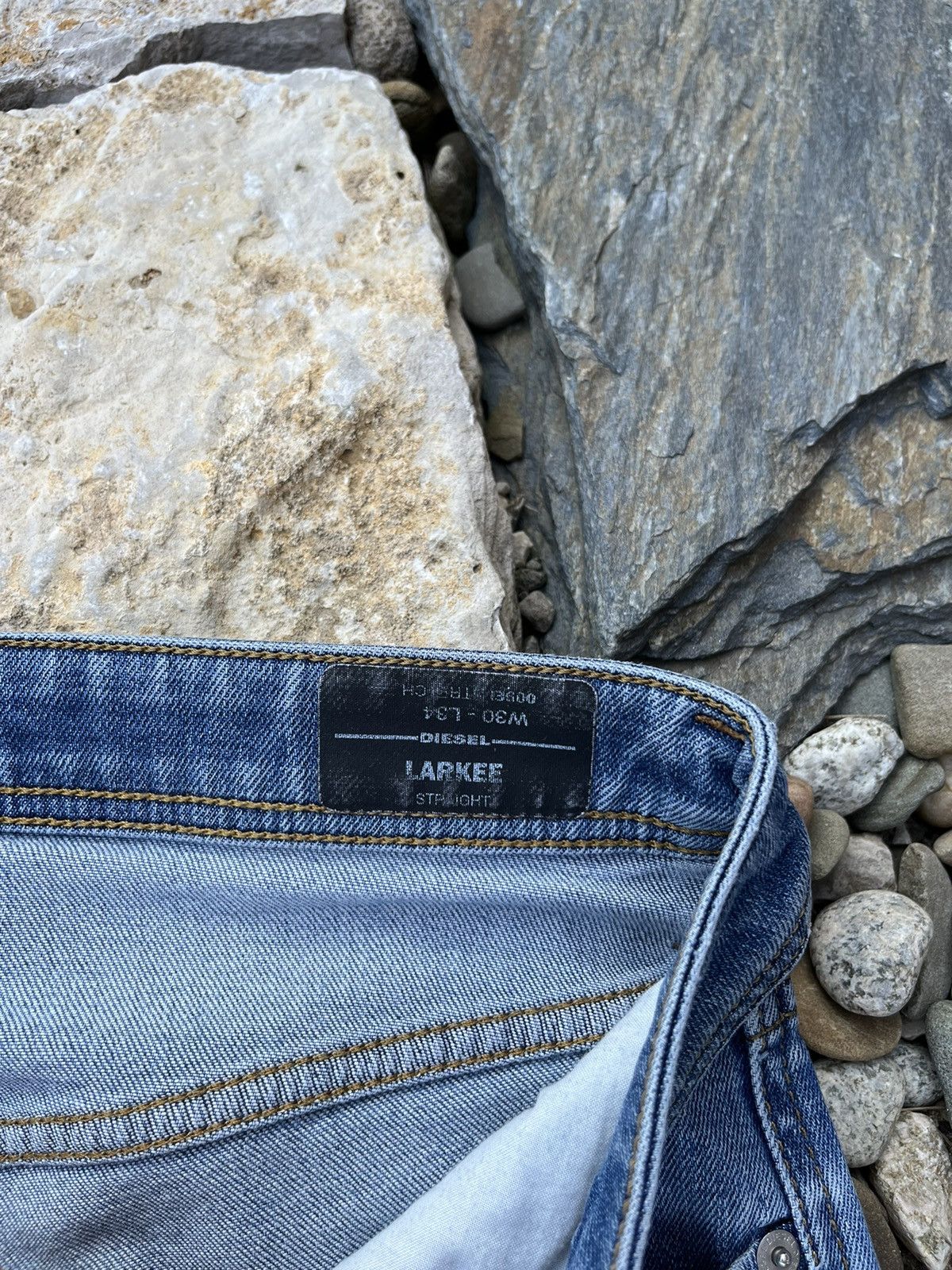 Diesel × Jean Diesel larkee straight y2k classic jeans 30x34 long pants Size US 30 / EU 46 - 12 Thumbnail