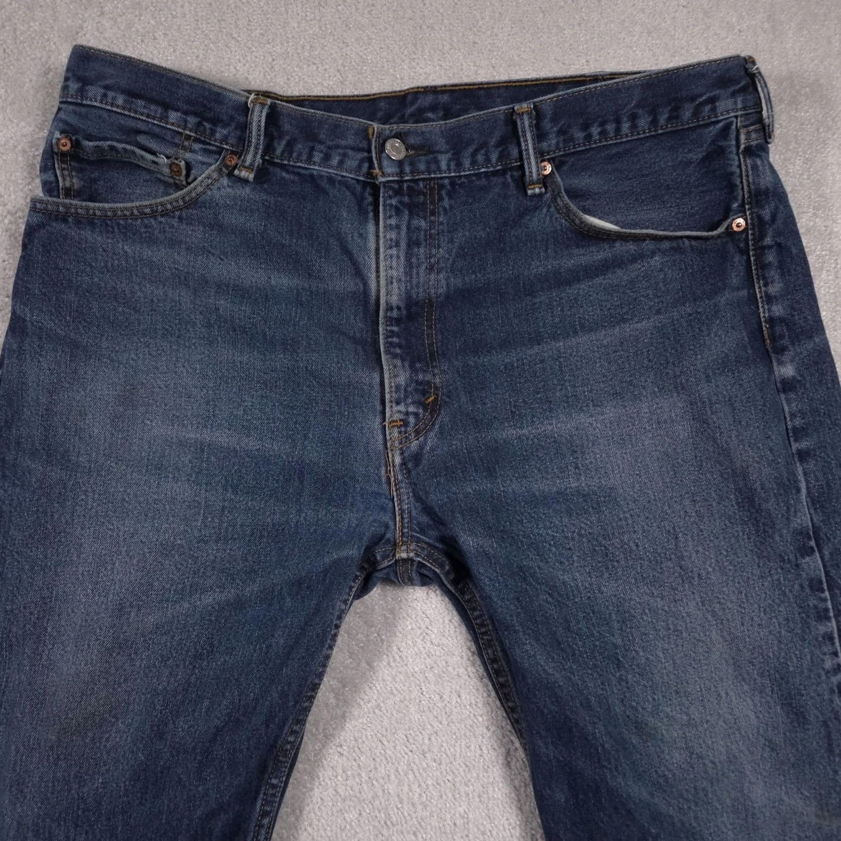 Levi's VINTAGE Levi's Jeans Mens 42x30 Blue Denim 505 Straight Zip Fly Regular Fit Casual Mens Jeans Size US 42 / EU 58 - 3 Thumbnail