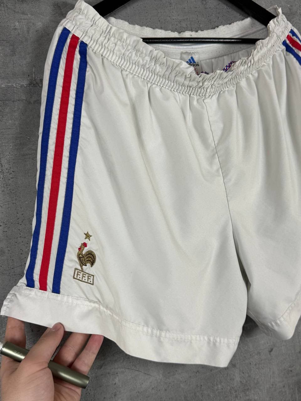 Adidas FRANCE 2002/200 VINTAGE HOME FOOTBALL SOCCER SHORTS ADIDAS Size US 36 / EU 52 - 3 Thumbnail